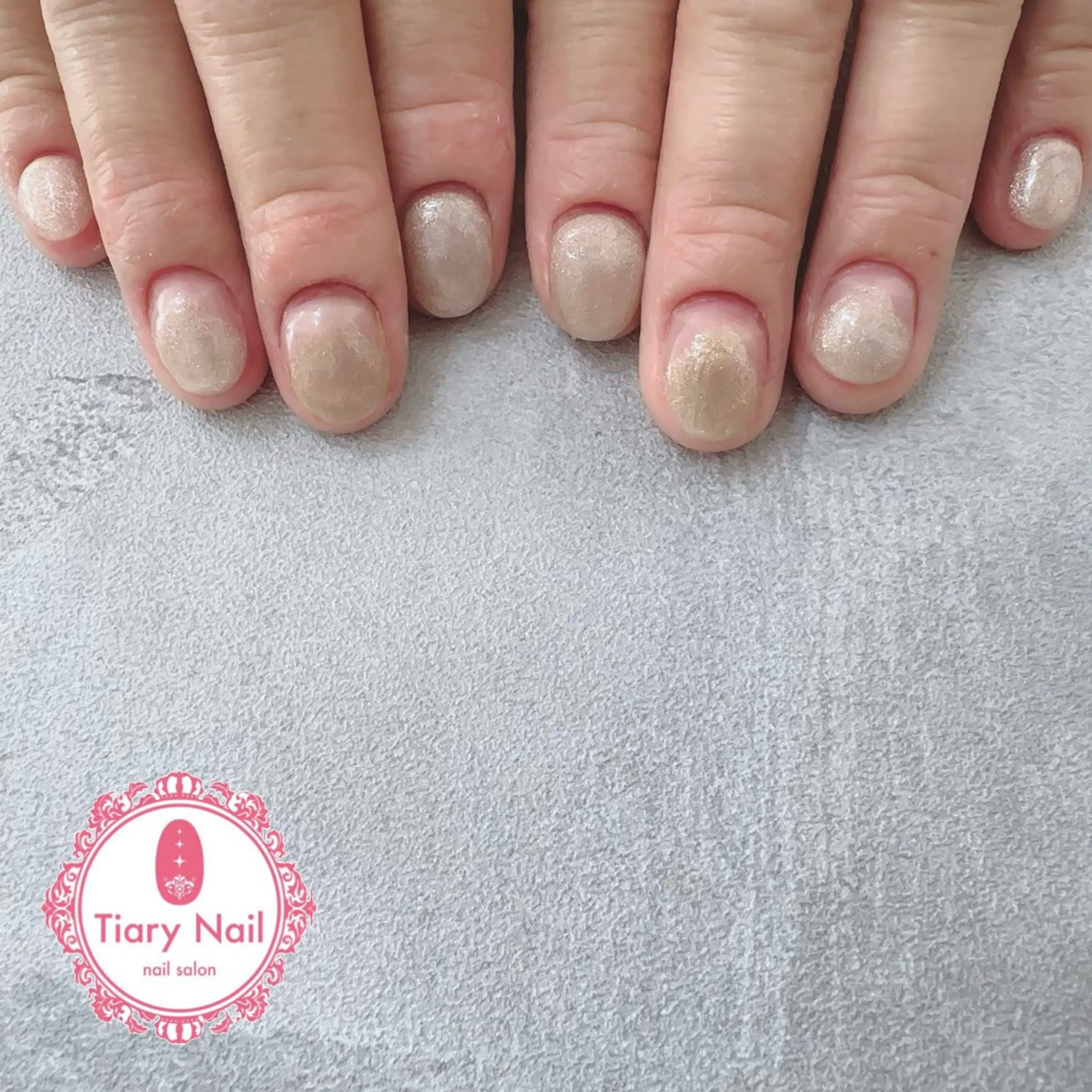 ネイル tiarynail K Kのネイルデザイン