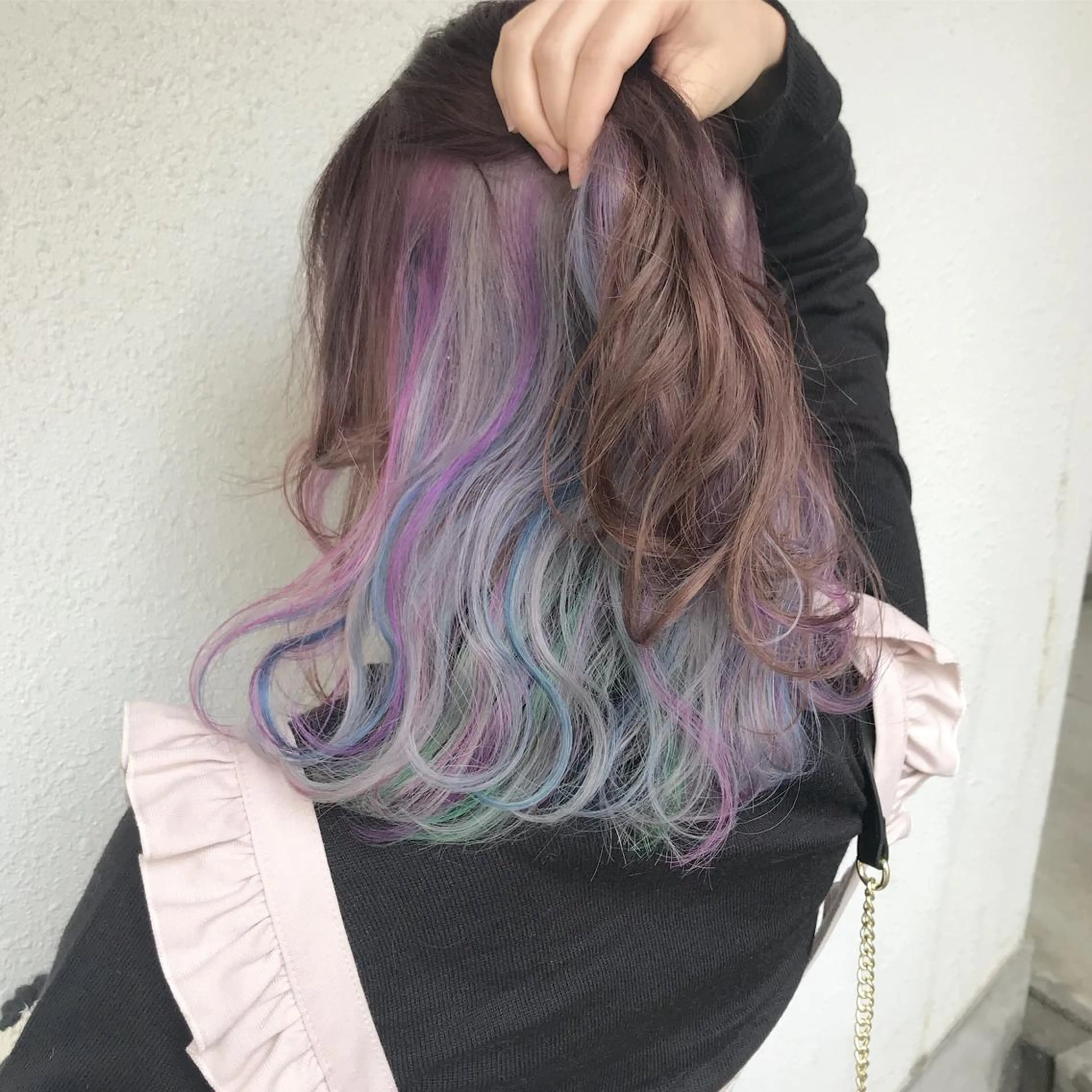 ミディアム カラー ブリーチ ハイライトカラー ユニコーンカラー ハイライト インナーカラー/天神 ブリーチ/吉田のヘアスタイル