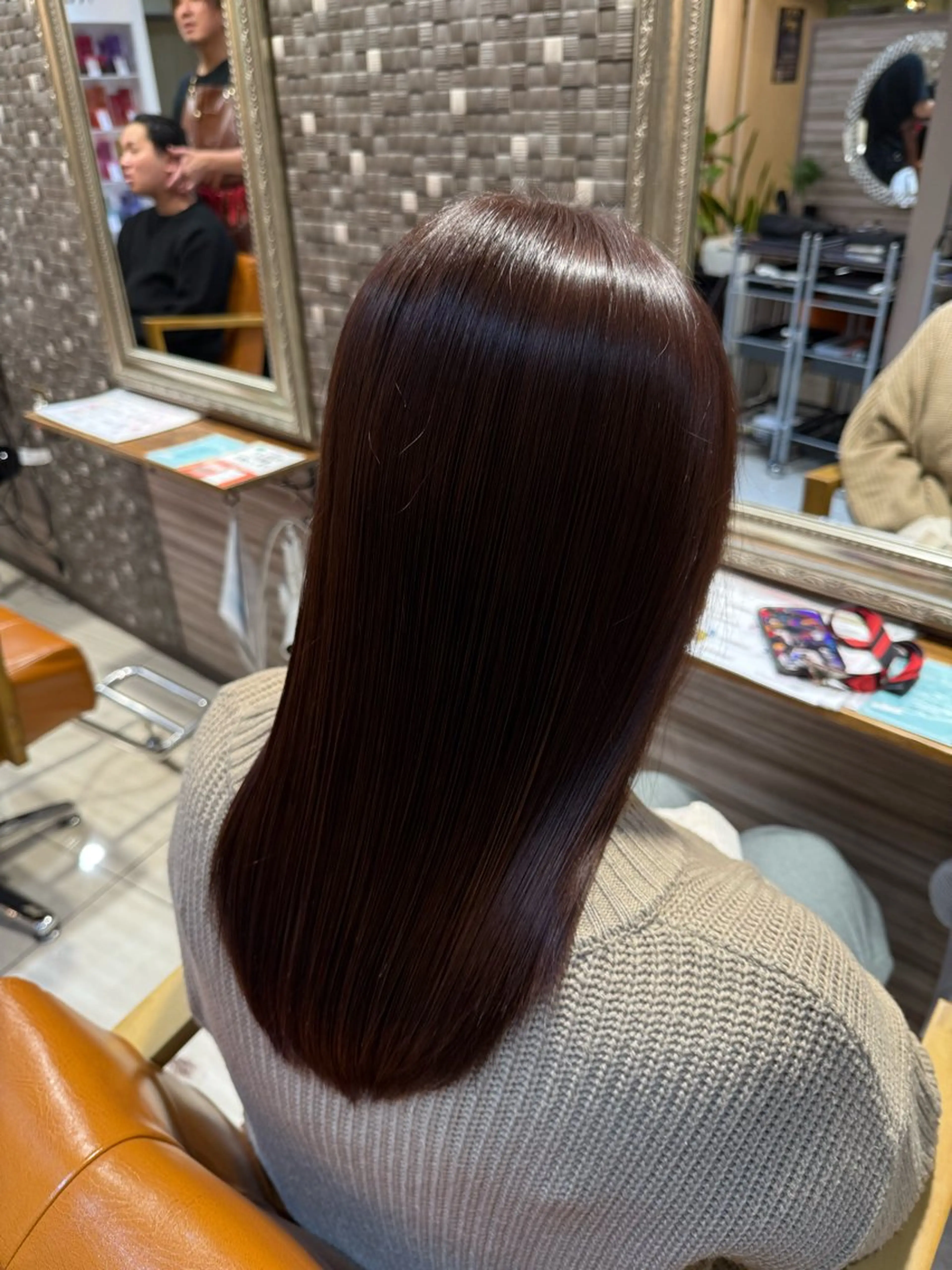 ミディアム カラー ヘアカラー トリートメント 🫧艶髪職人/相模 大野/新井公輔🫧のヘアスタイル