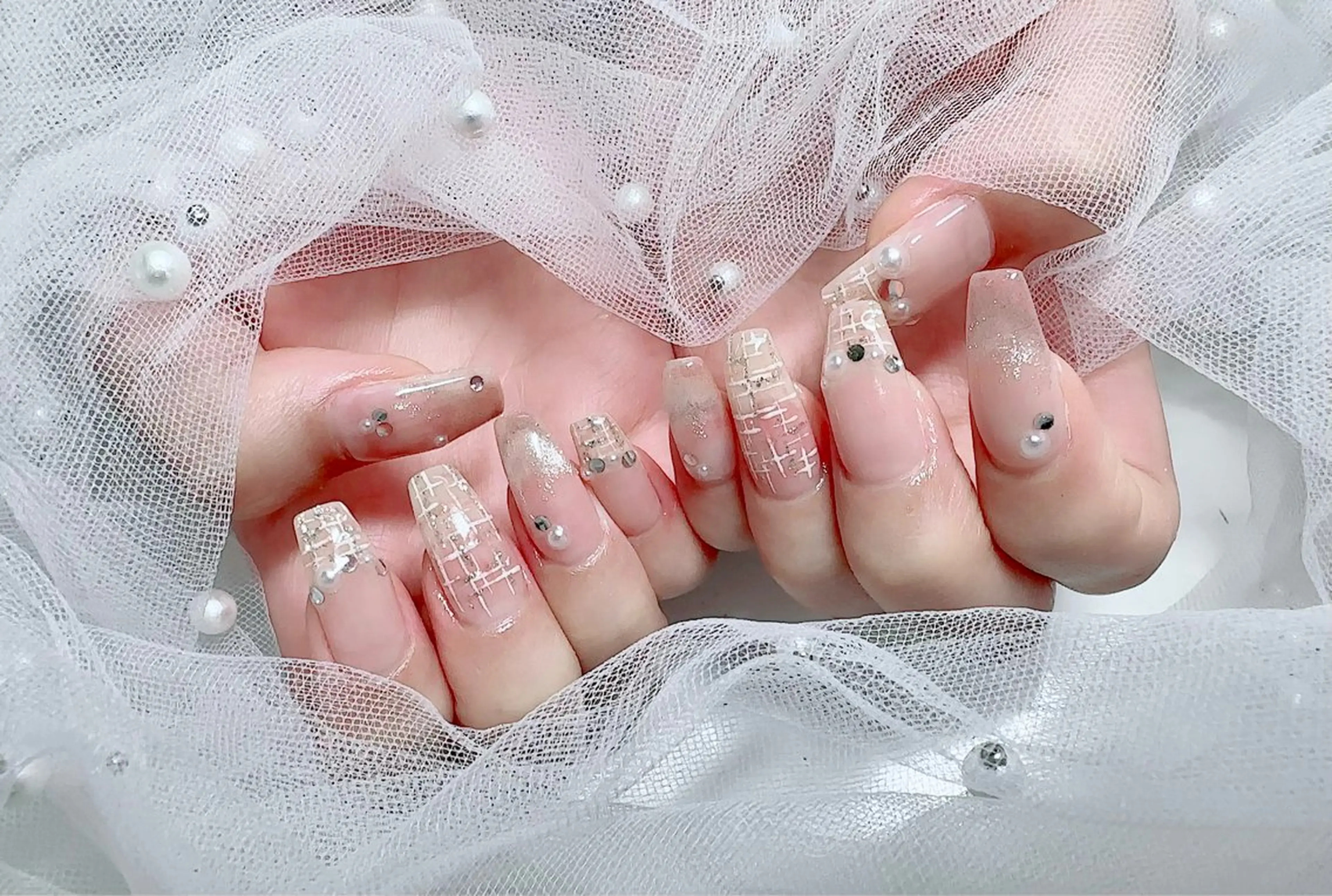 ネイル R nailsalon所属・R salonのネイルデザイン