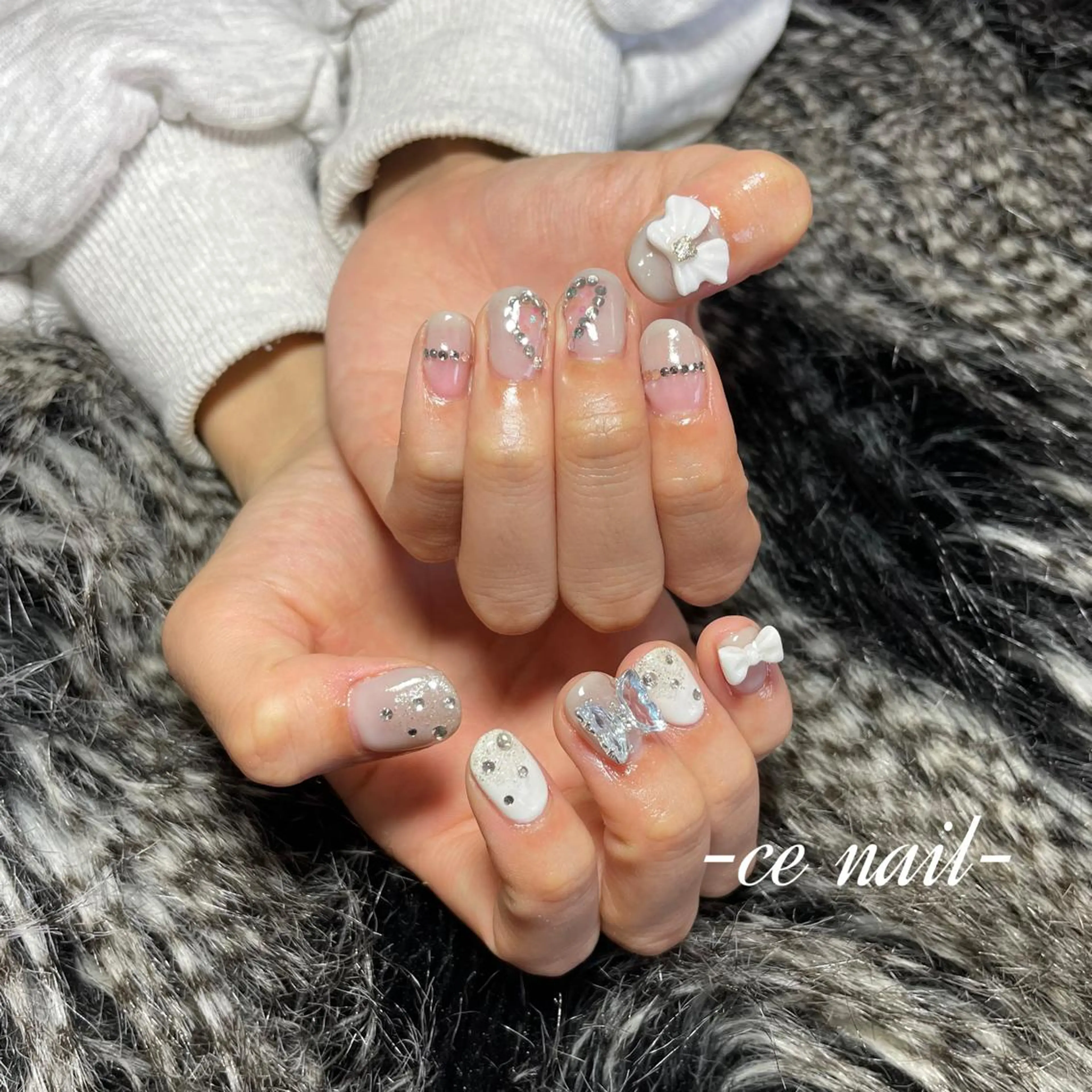 ネイル アートネイル ブルー クリアネイル フレンチネイル ジェルネイル 北川 心のネイルデザイン