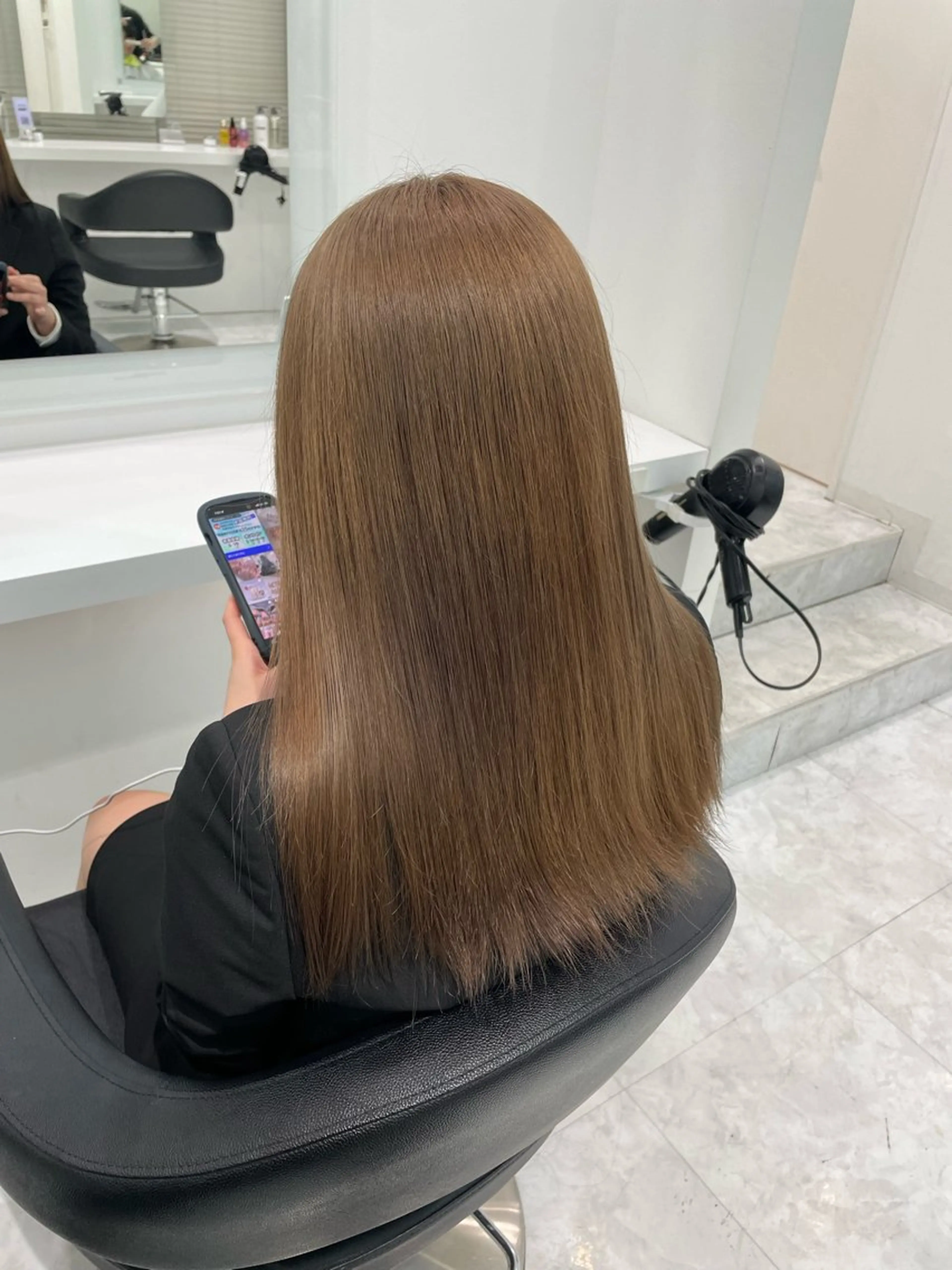 セミロング カラー 🌿透明感赤み消し Keishin🌿のヘアスタイル