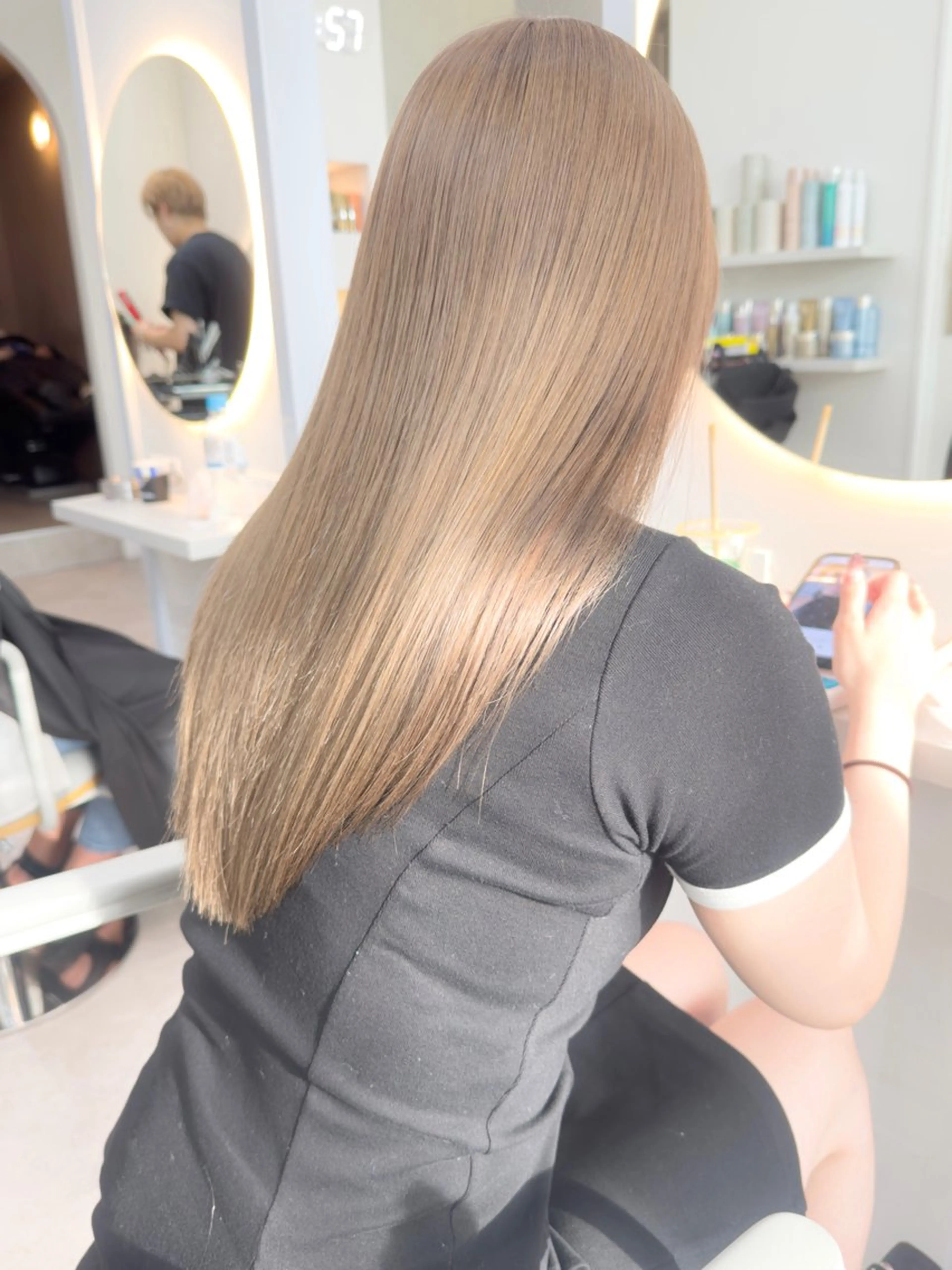 ロング カラー カット ヘアカラー トリートメント 艶髪ブリーチ 永井竜也のヘアスタイル