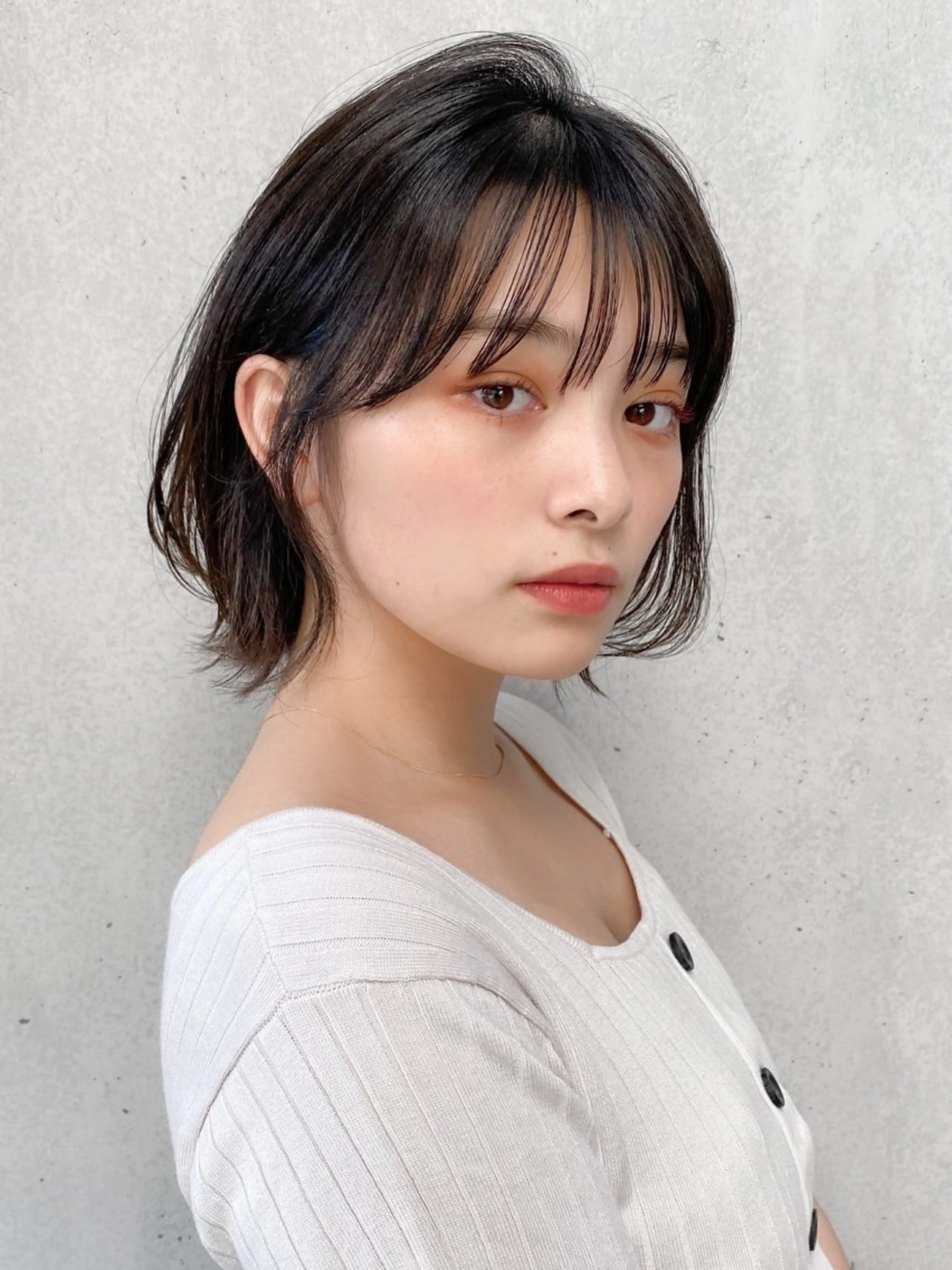 ミディアム 切りっぱなしボブ ボブ カット トリートメント 佐藤 侑哉のヘアスタイル
