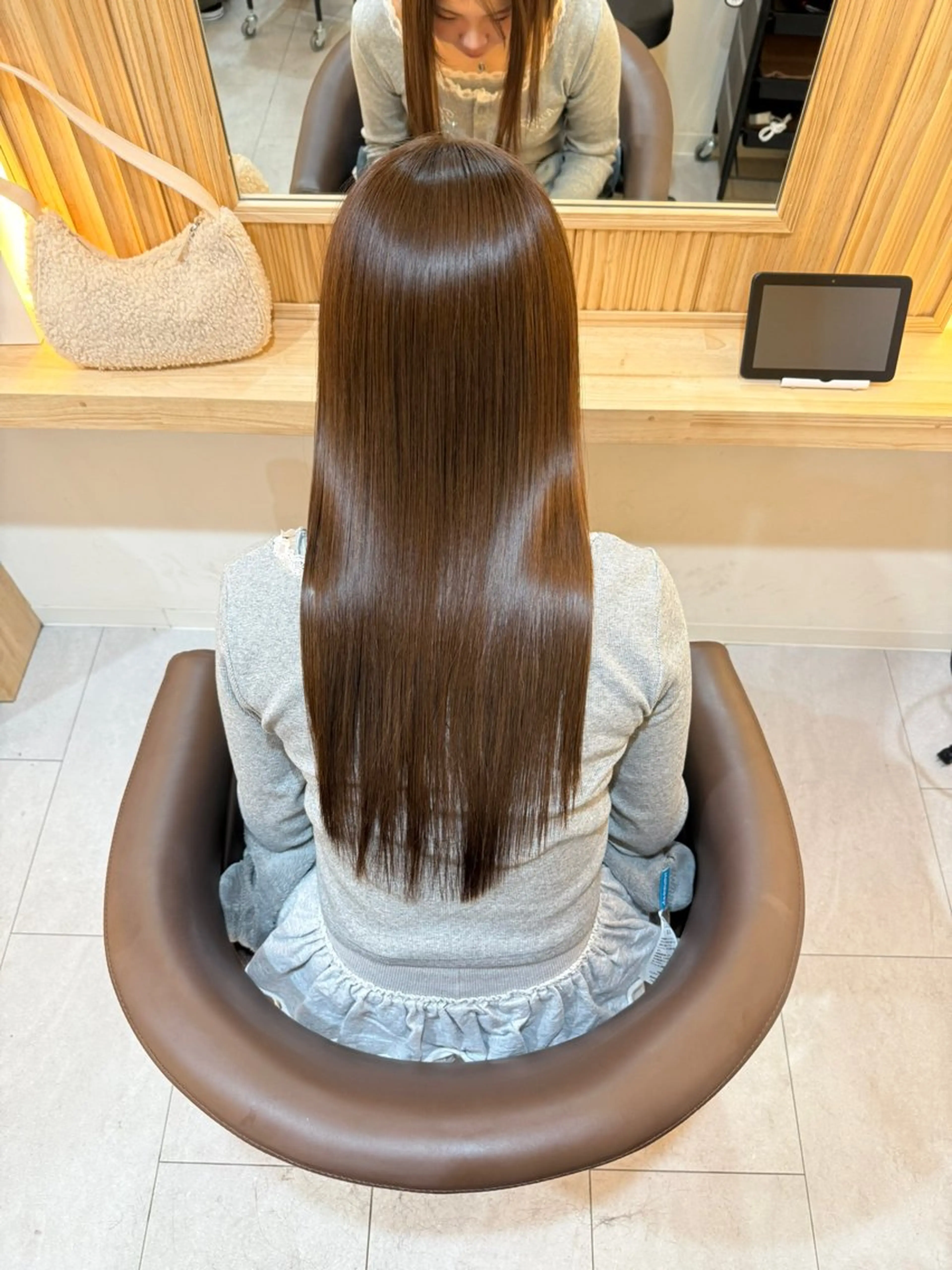 ロング 縮毛矯正 トリートメント attrait南堀江所属・乾かすだけで艶髪 松村海世のヘアスタイル