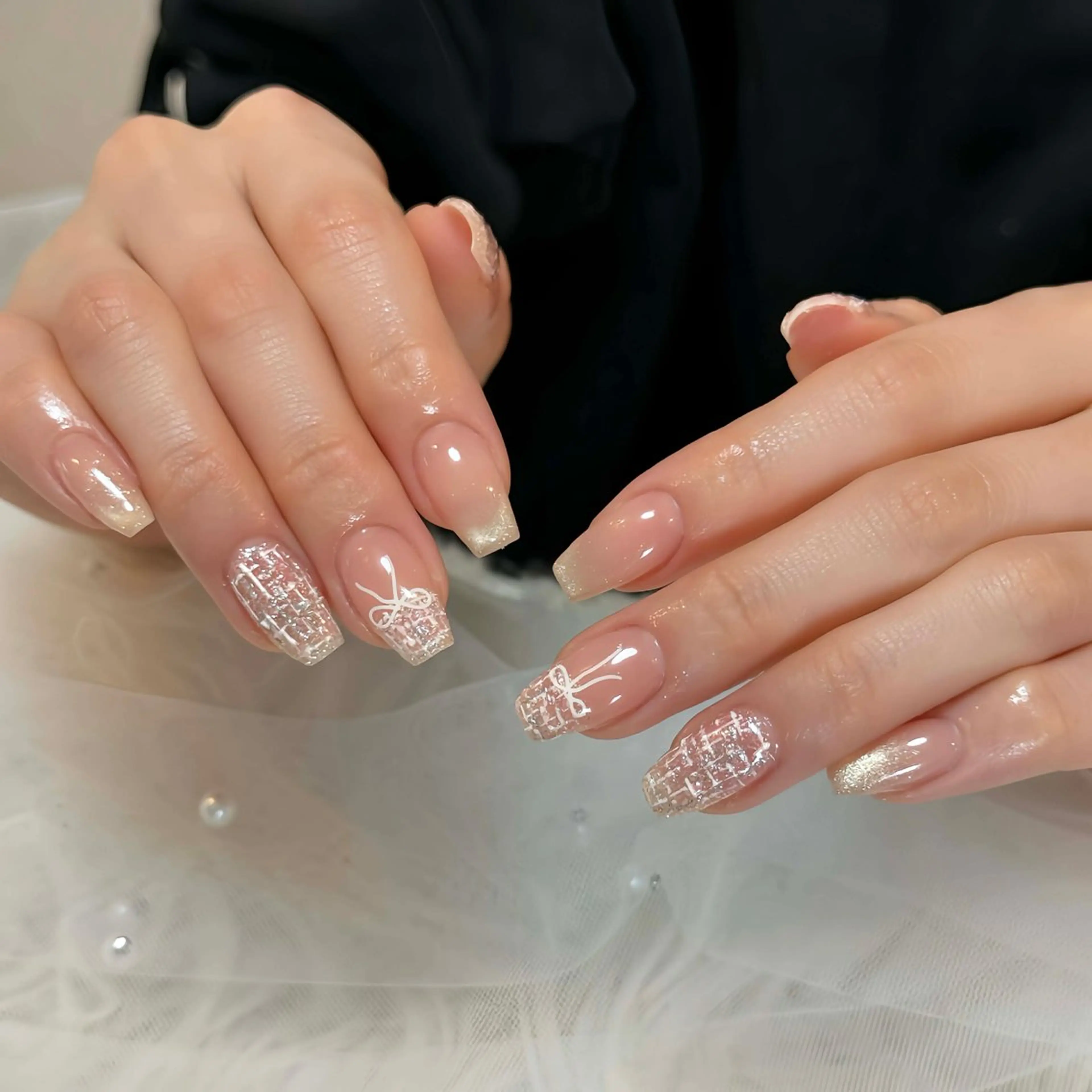 ネイル オーロラネイル ボルドー ブラウン 氷ネイル・うるうるネイル キラキラネイル ハンドネイル Julli NailStudioのネイルデザイン