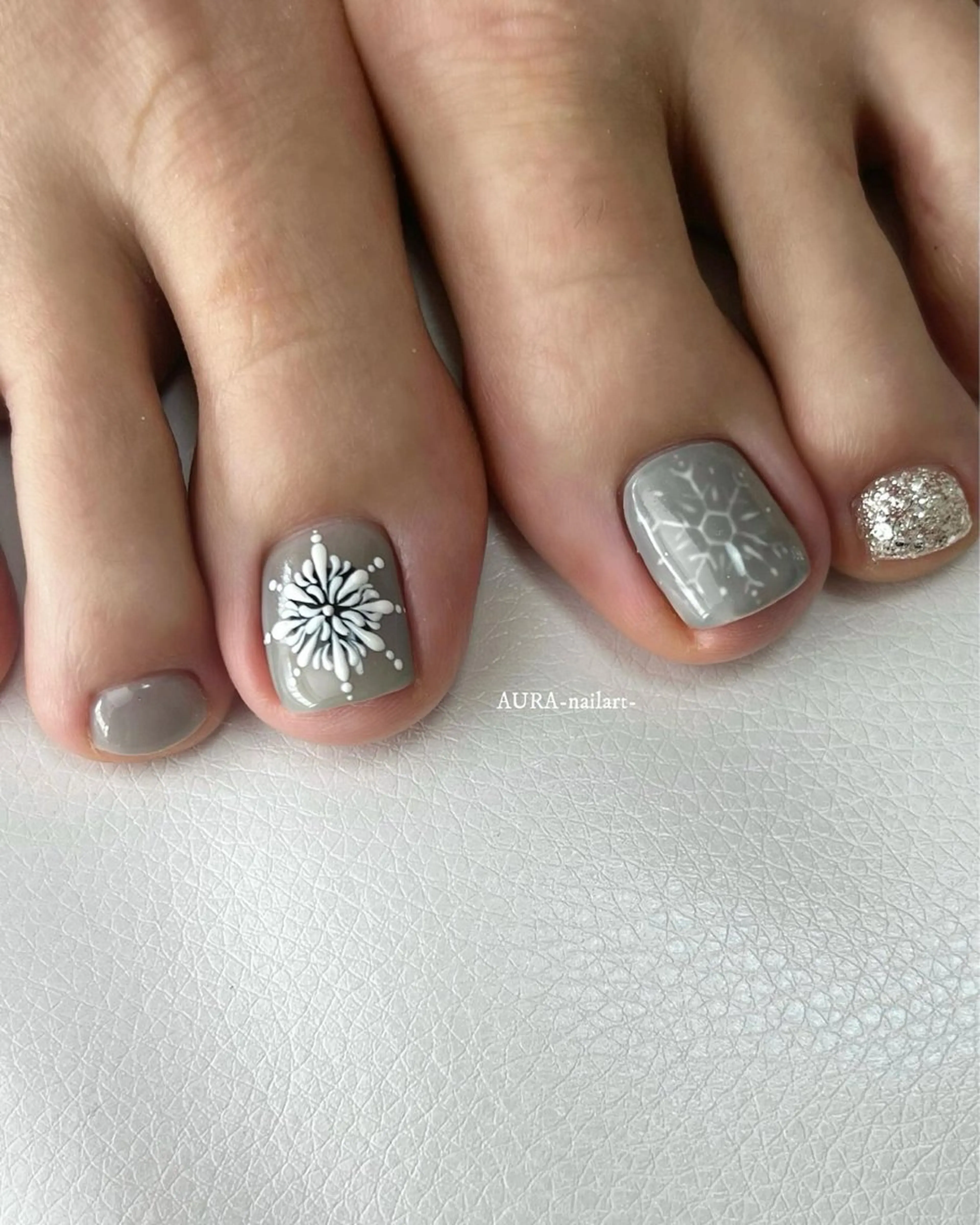 ネイル ハンドネイル フットネイル AURA nailartのネイルデザイン