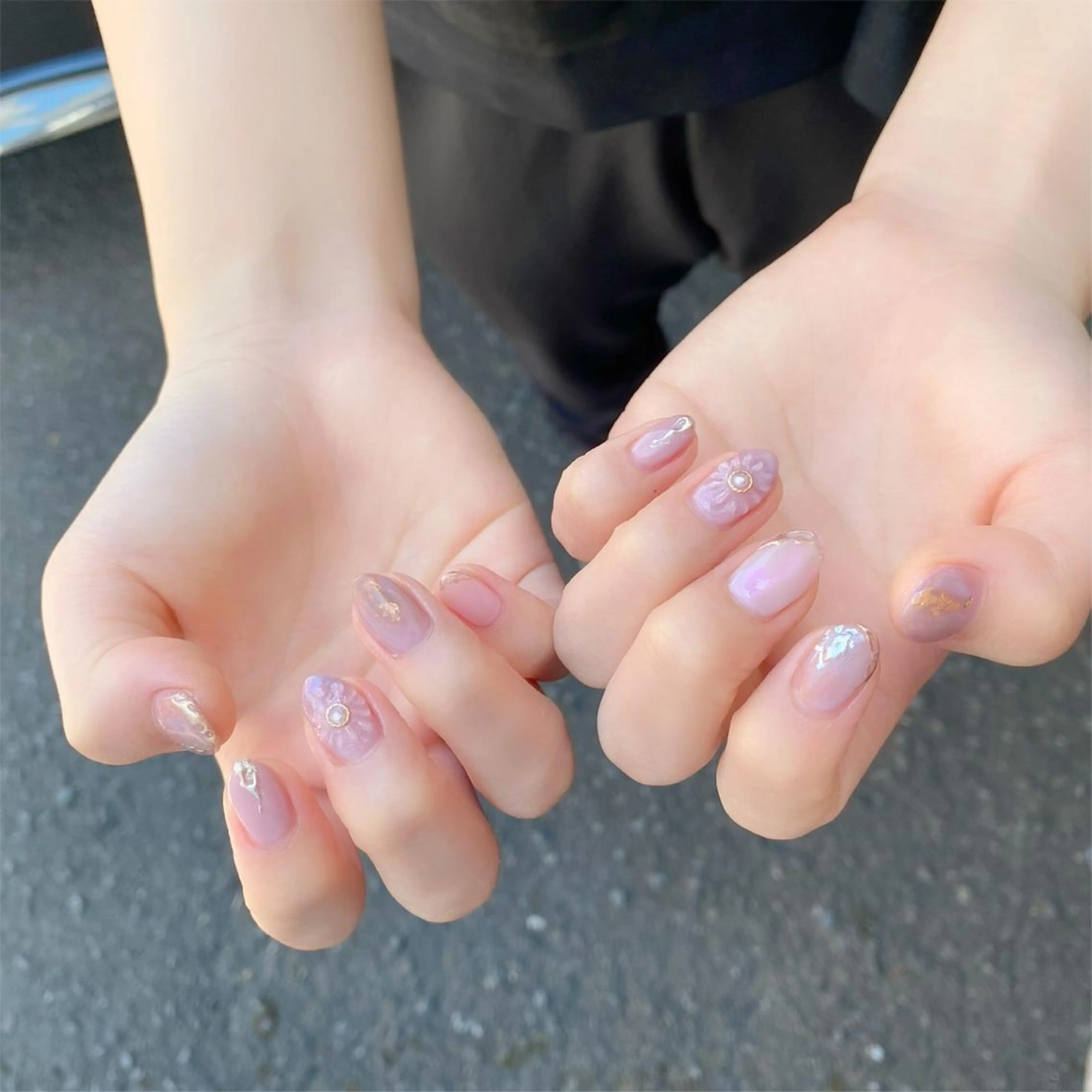 ミディアム カラー パーマ ヘアアレンジ メンズ キッズ ネイル マツエク・マツパ アイブロウ ピンクカラー パープルカラー 眉カラー カラーマツエク フラワーネイル Salon Ｋのネイルデザイン
