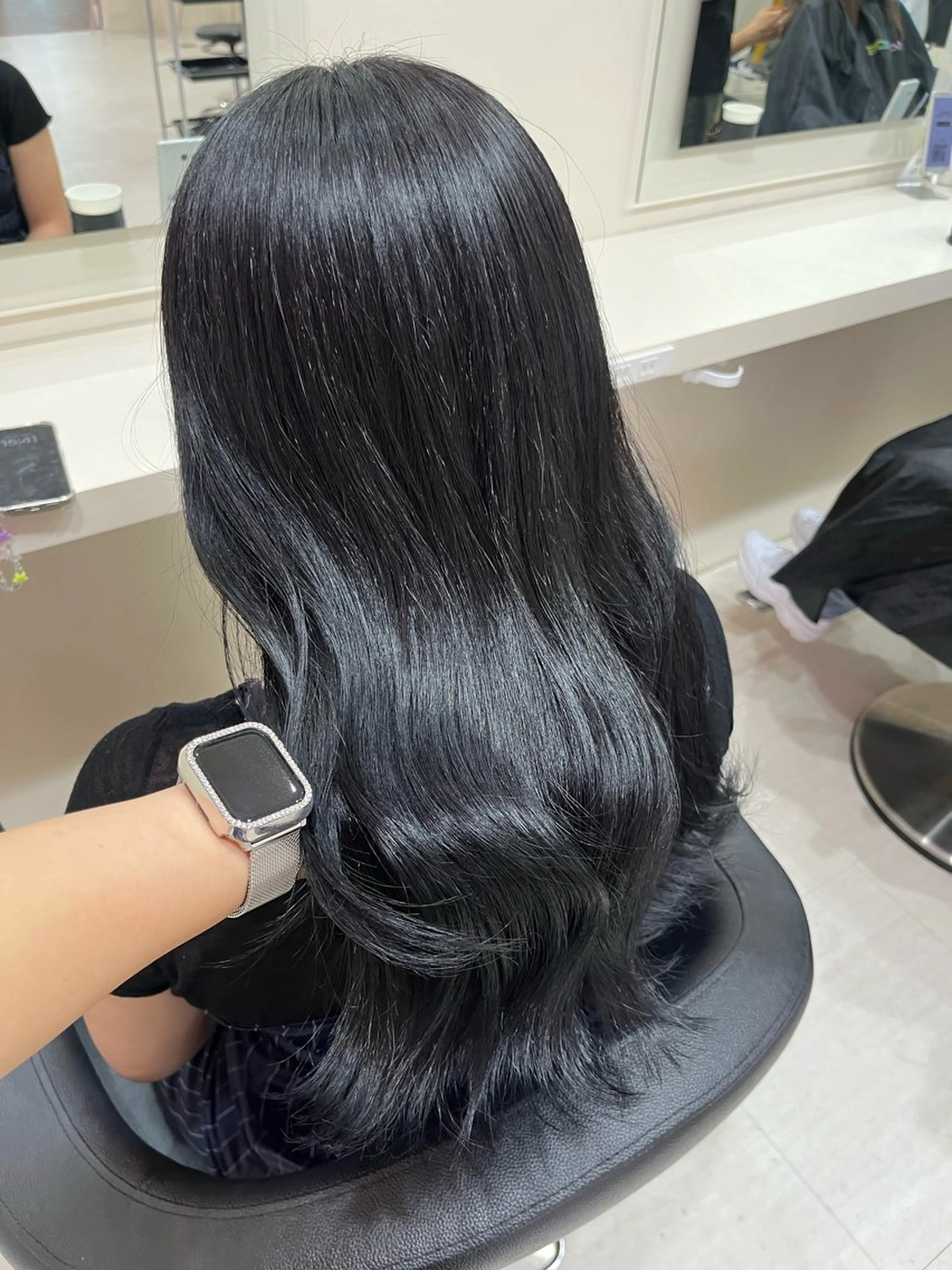 ロング カラー ヘアアレンジ ヘアカラー トリートメント 韓国レイヤー＆ピンク 艶髪🩶maikoのヘアスタイル
