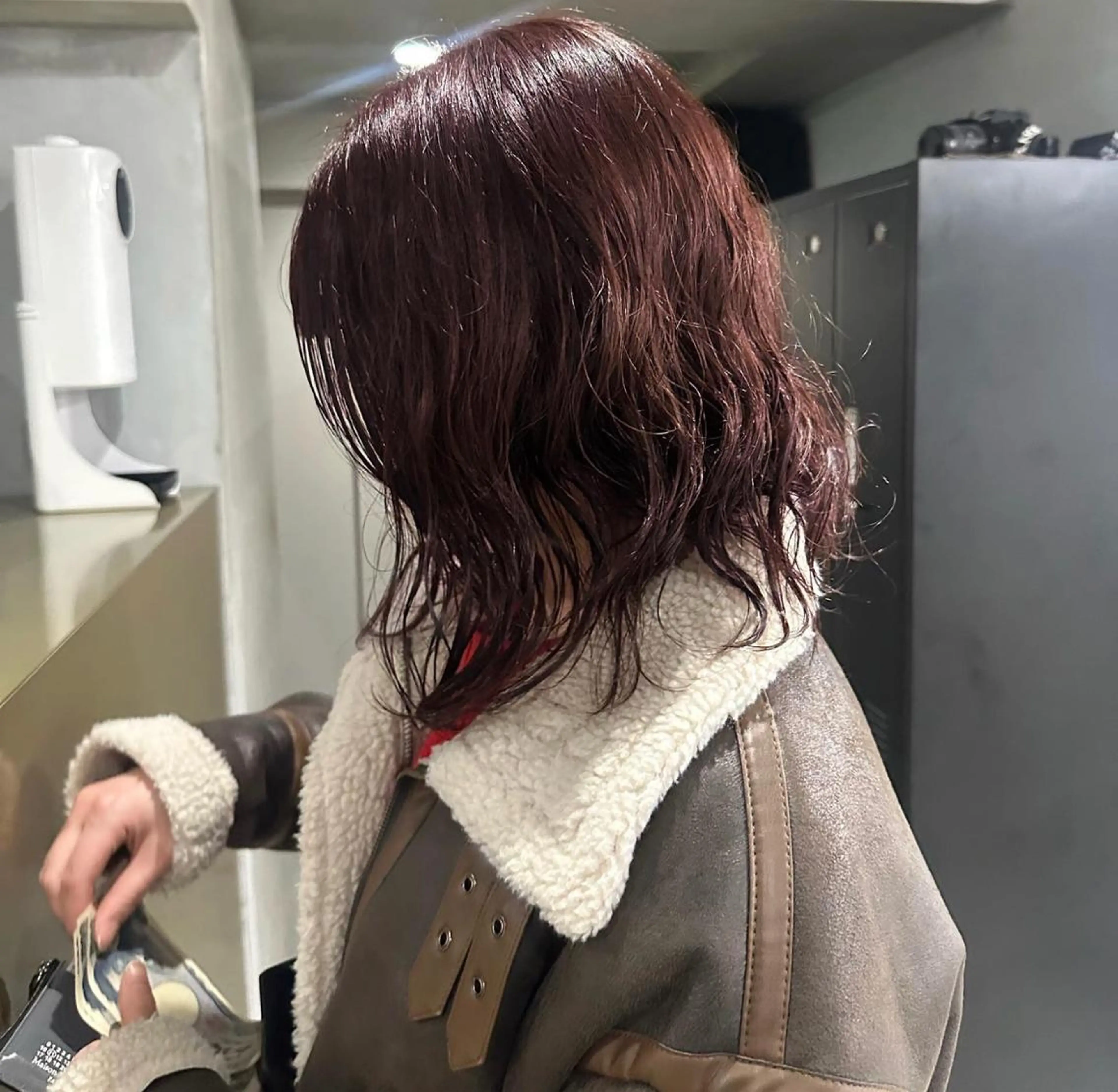 ミディアム カラー パーマ ヘアアレンジ キッズ ネイル マツエク・マツパ アイブロウ ボルドーカラー 眉カラー ボルドー M所属・ハイトーン/透け感 カラー🎀真香のヘアスタイル