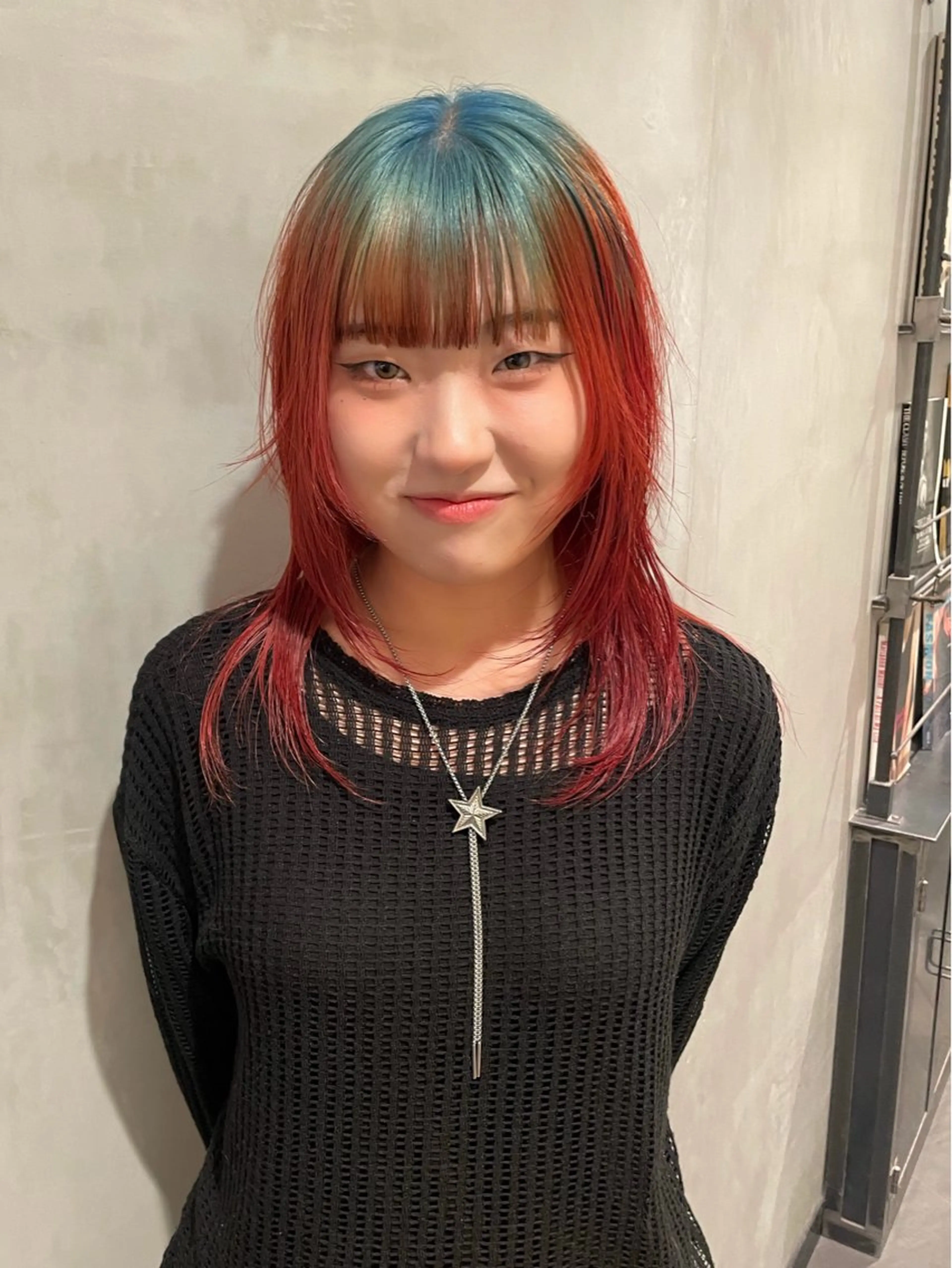 ミディアム カラー ヘアカラー トリートメント 優 作のヘアスタイル