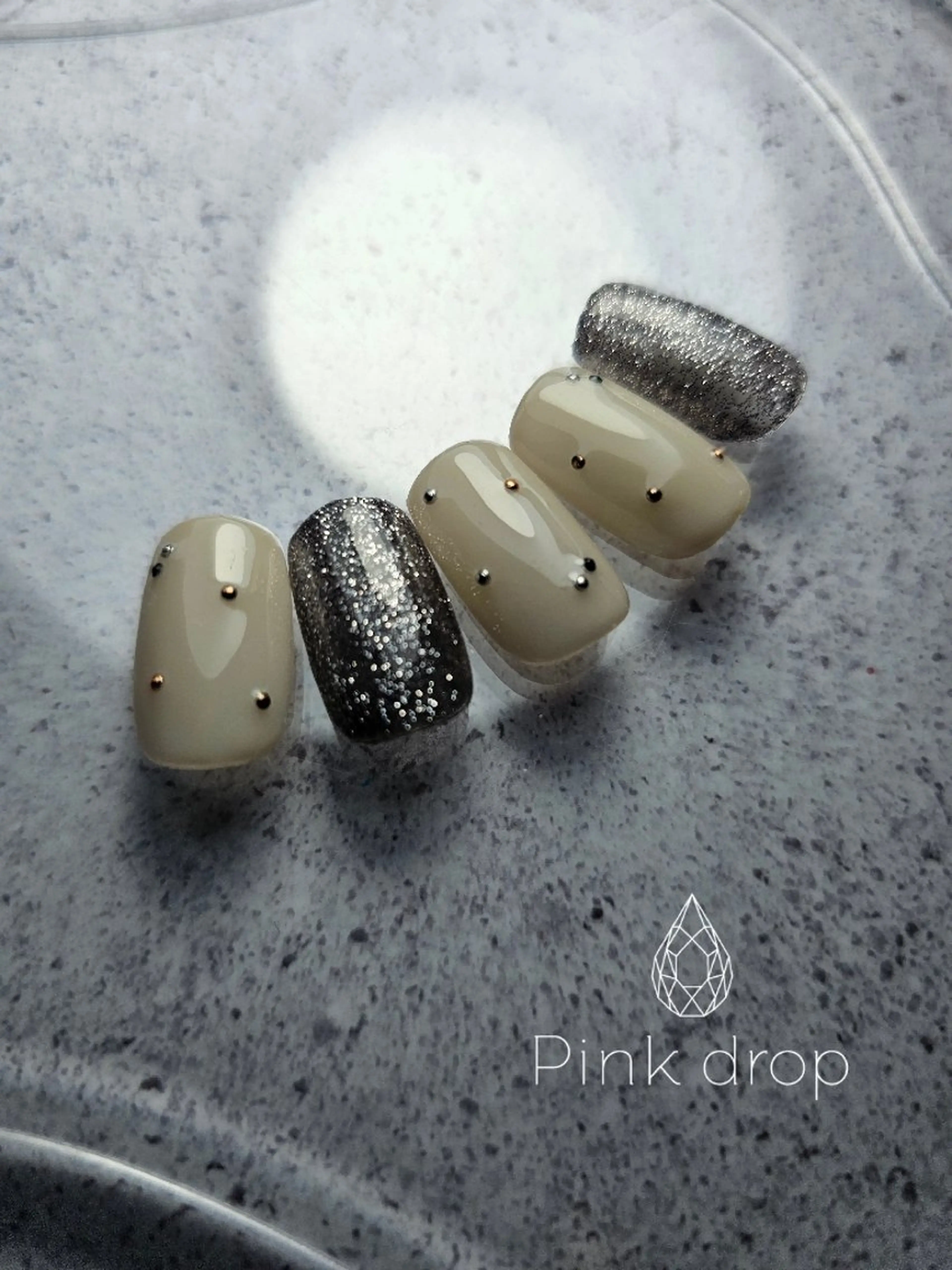 ネイル pinkdrop  sanaeのネイルデザイン