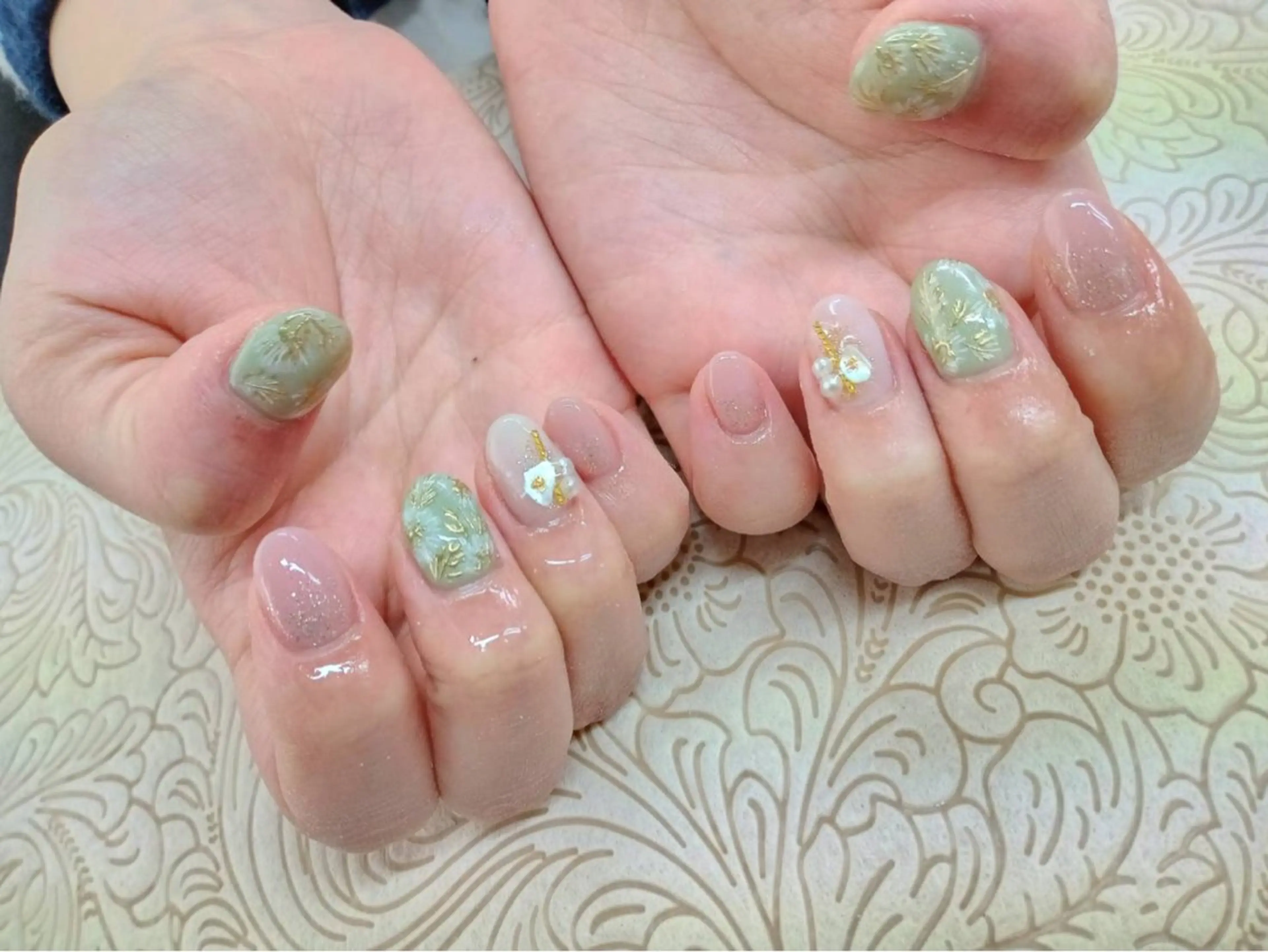 ネイル フラワーネイル precious nail room所属・precious nail  roomのネイルデザイン