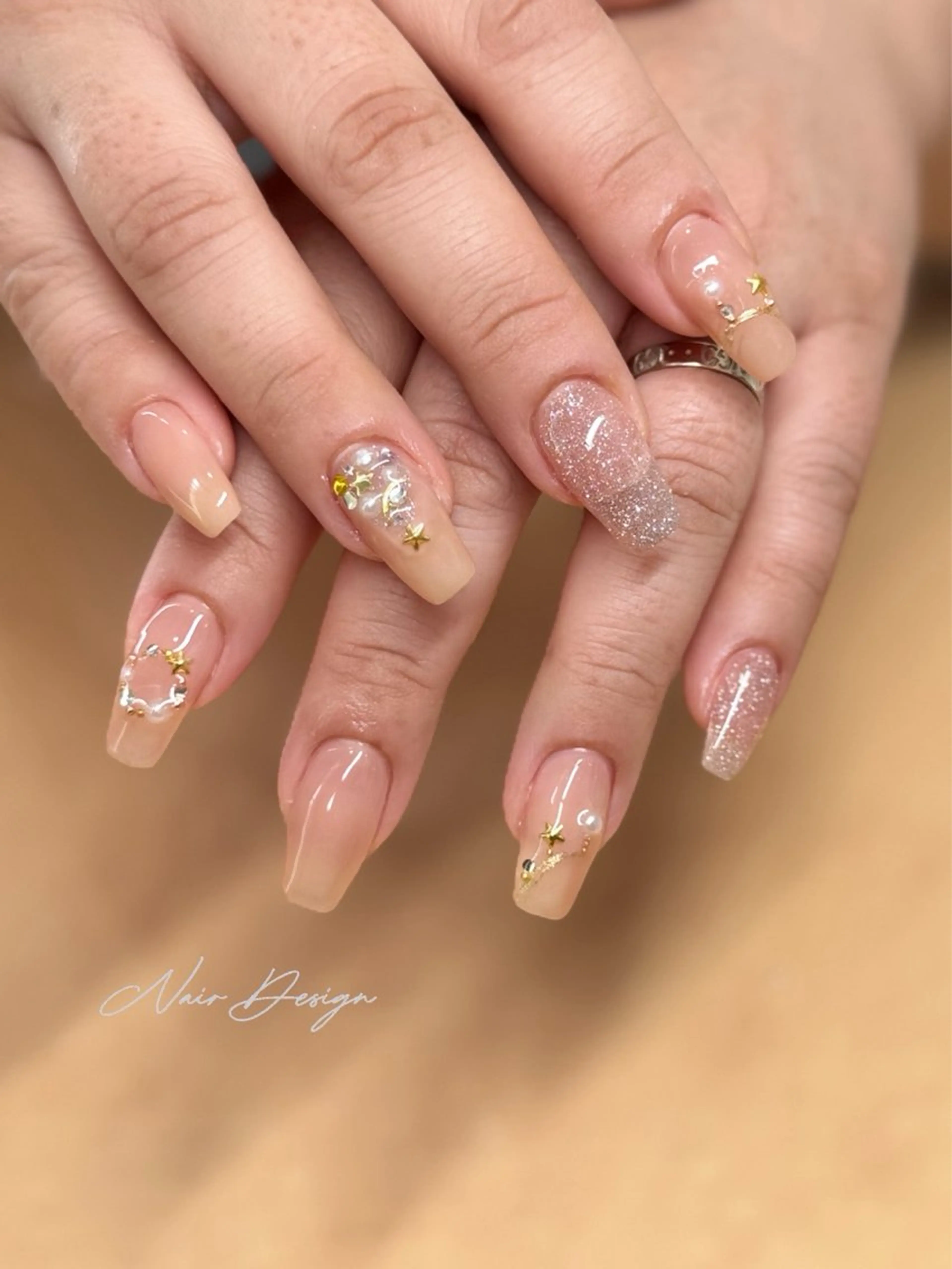 ネイル ハンドネイル ハンドケア 𝓝𝓪𝓲𝓻 𝓝𝓪𝓲𝓵のネイルデザイン