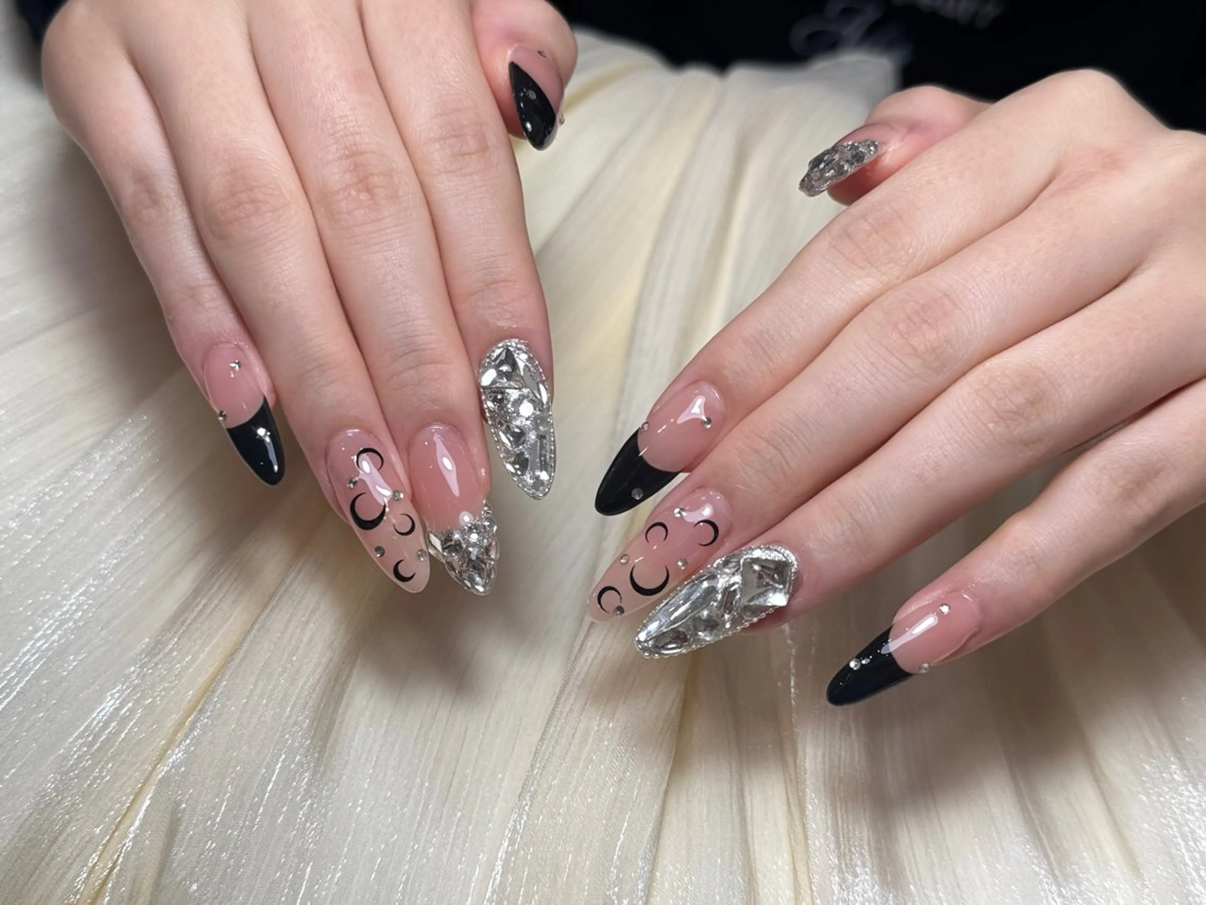 ネイル ハンドネイル ハンドケア DEMAIN- ERIのネイルデザイン