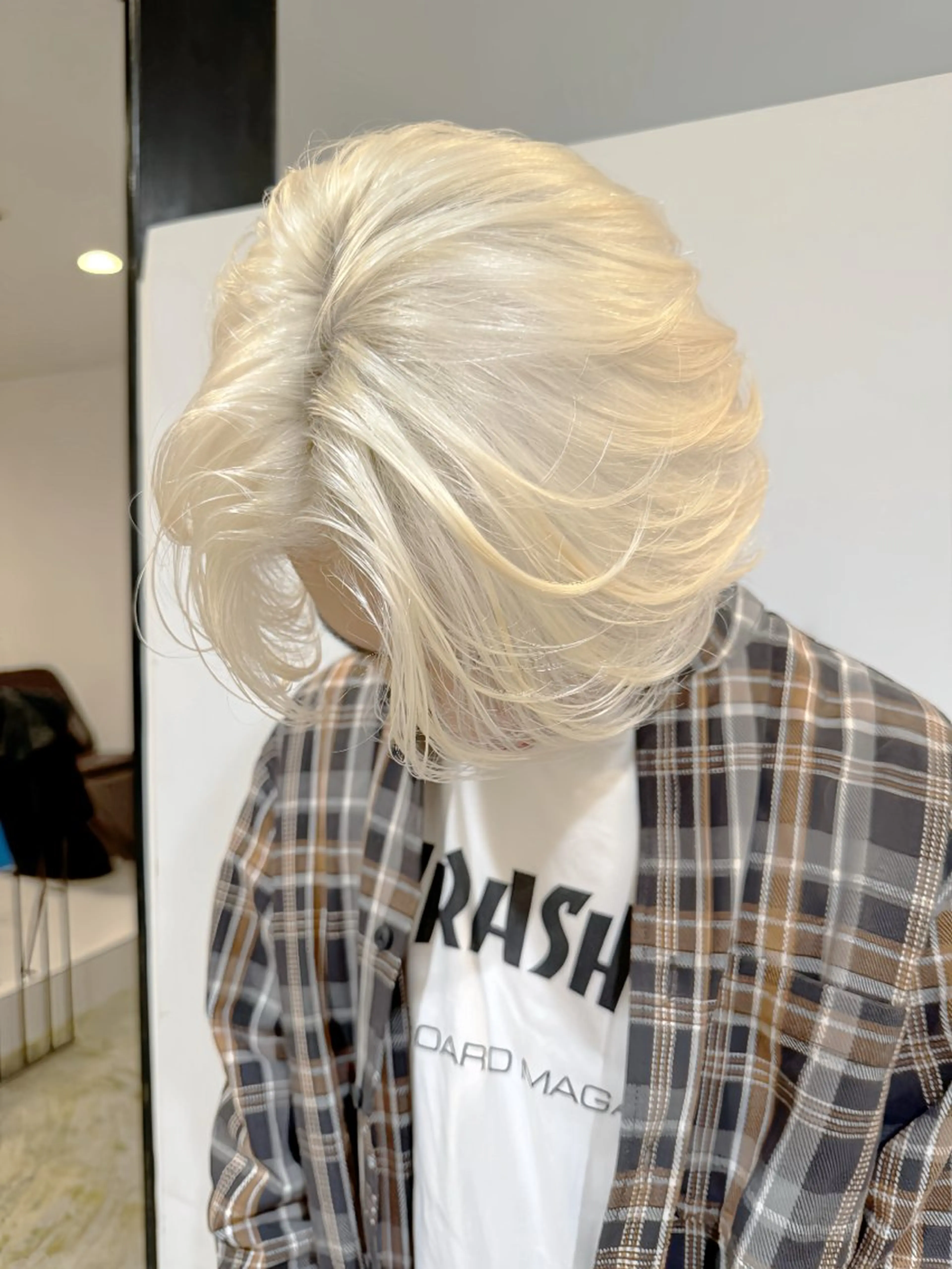 カラー メンズ メンズブリーチ ブリーチ ブロンド ホワイトブロンド ハイトーン/デザイン カラー／悠斗のヘアスタイル