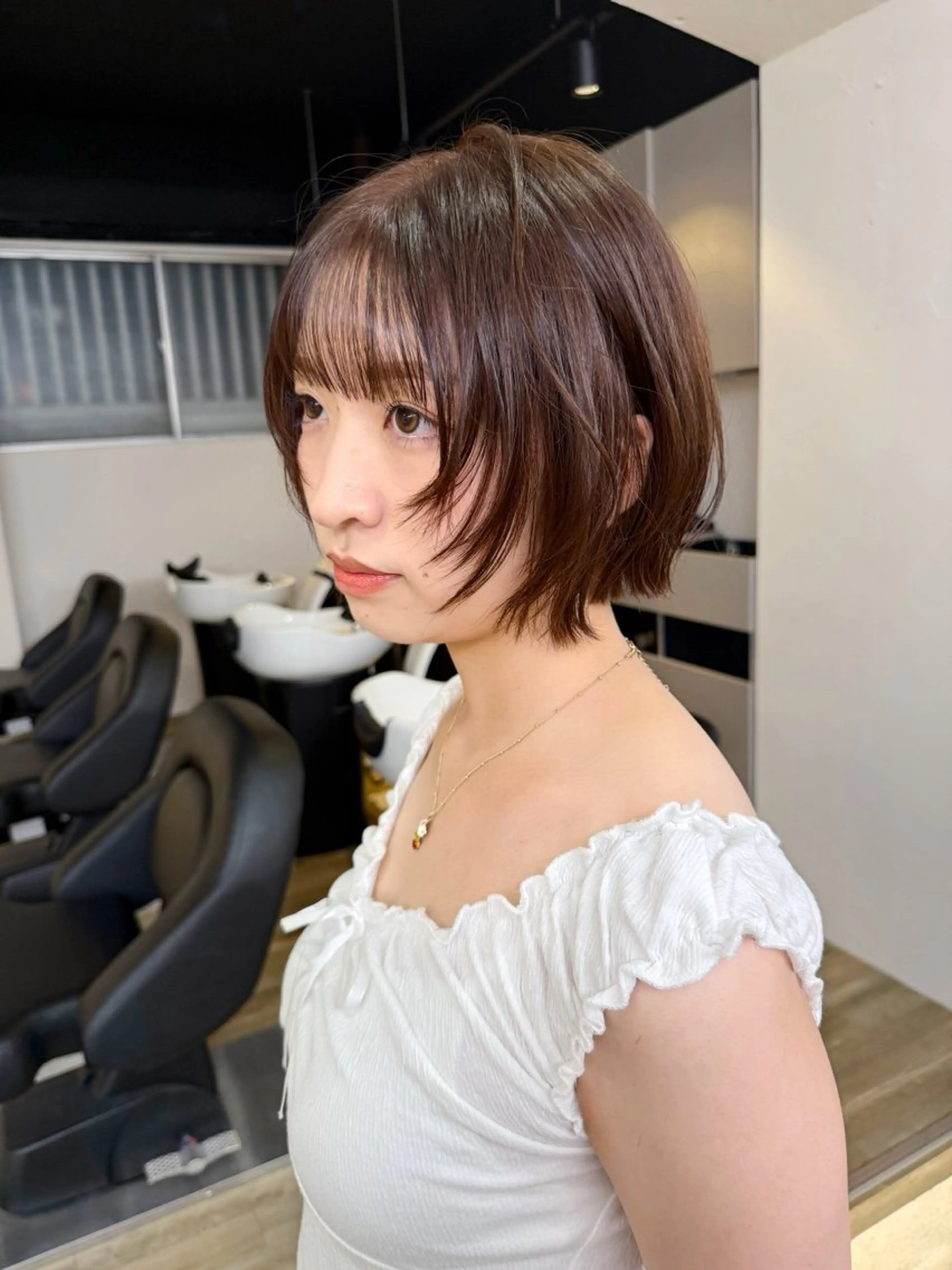 ショート カラー カット ヘアカラー ♡アヤメ/レイヤー カット/透明感カラーのヘアスタイル