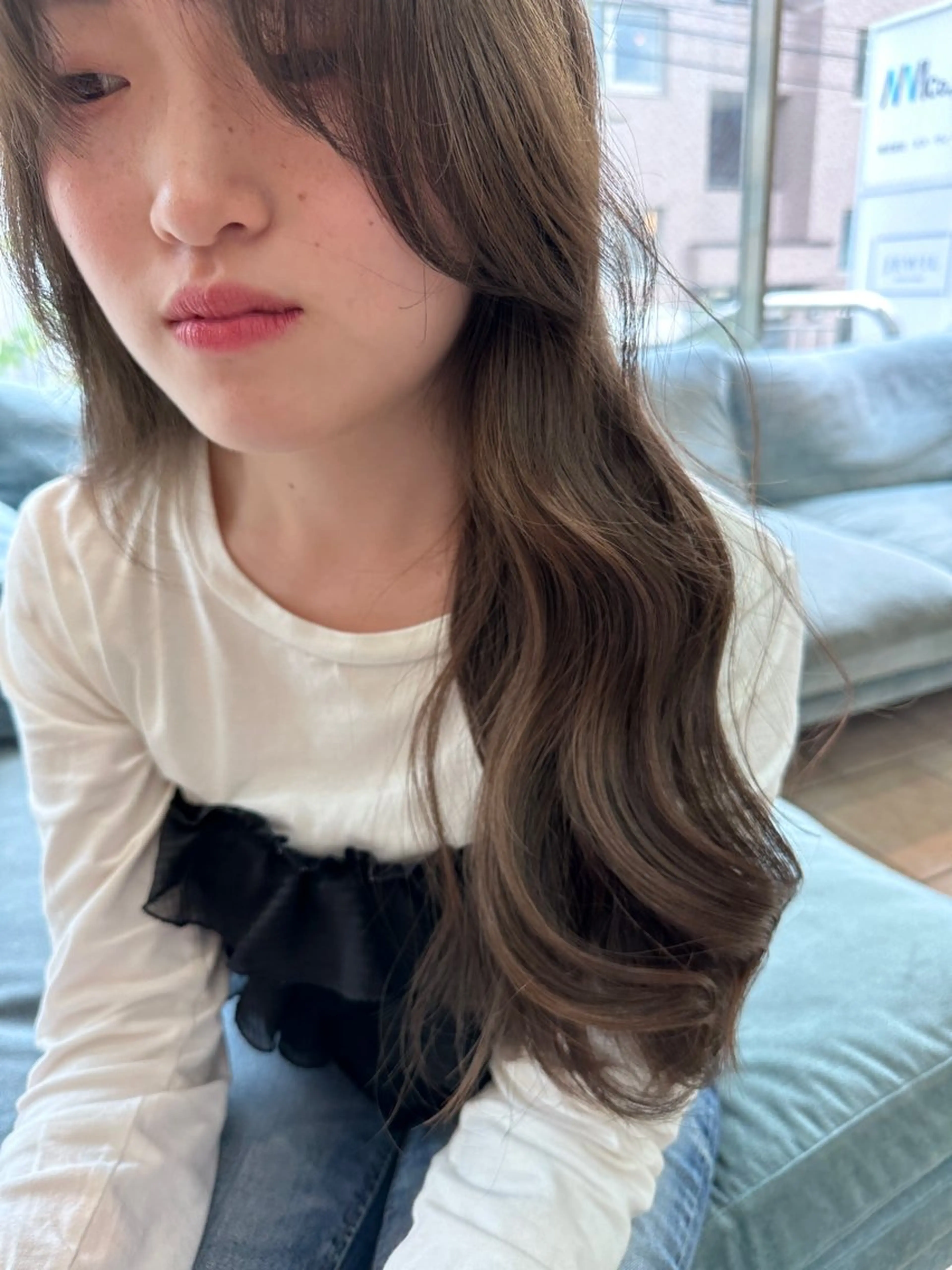 ロング 無料カット/原宿/ オリーブカラーこはるのヘアスタイル