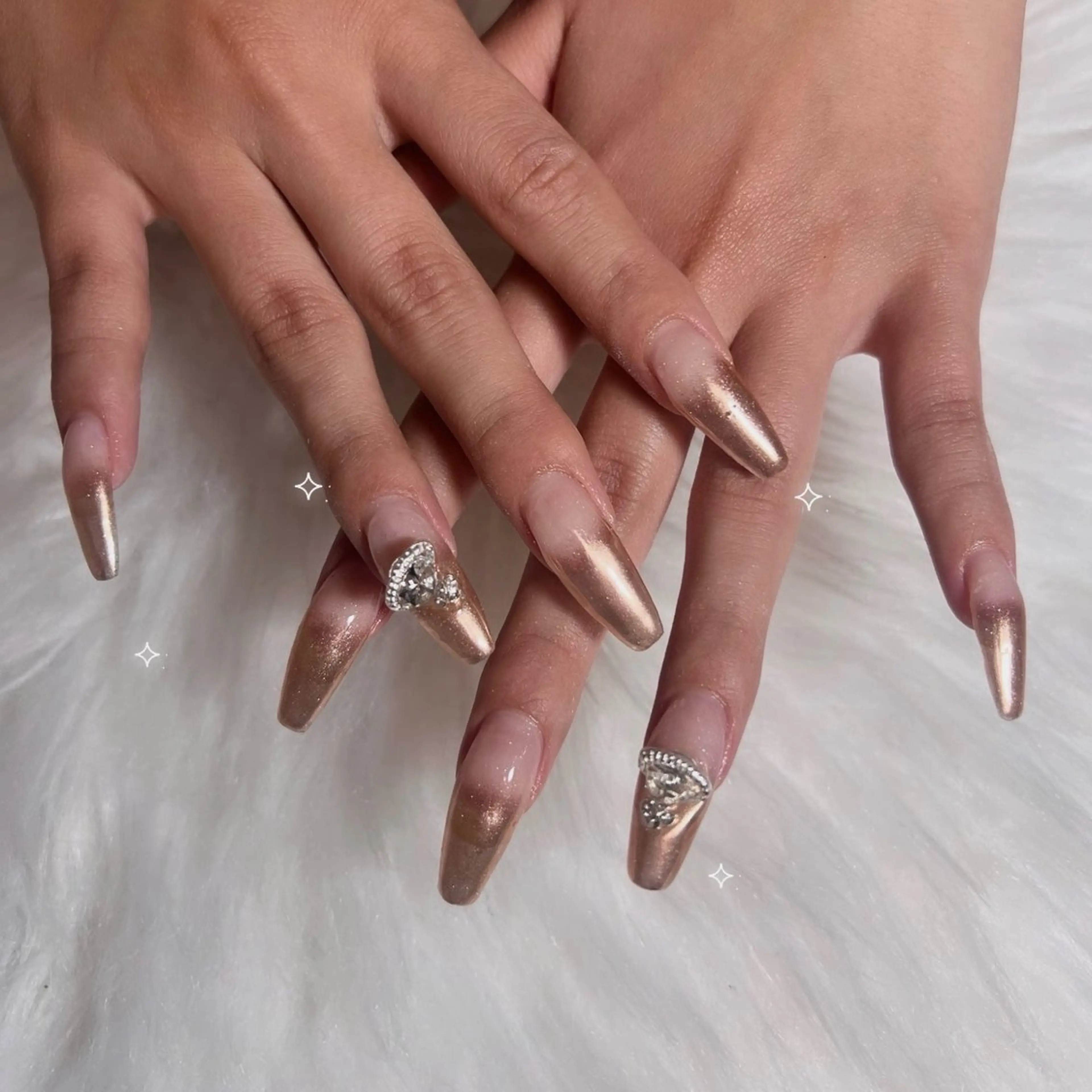 ネイル 長さ出し グラデーション ミラーネイル yu nailのネイルデザイン