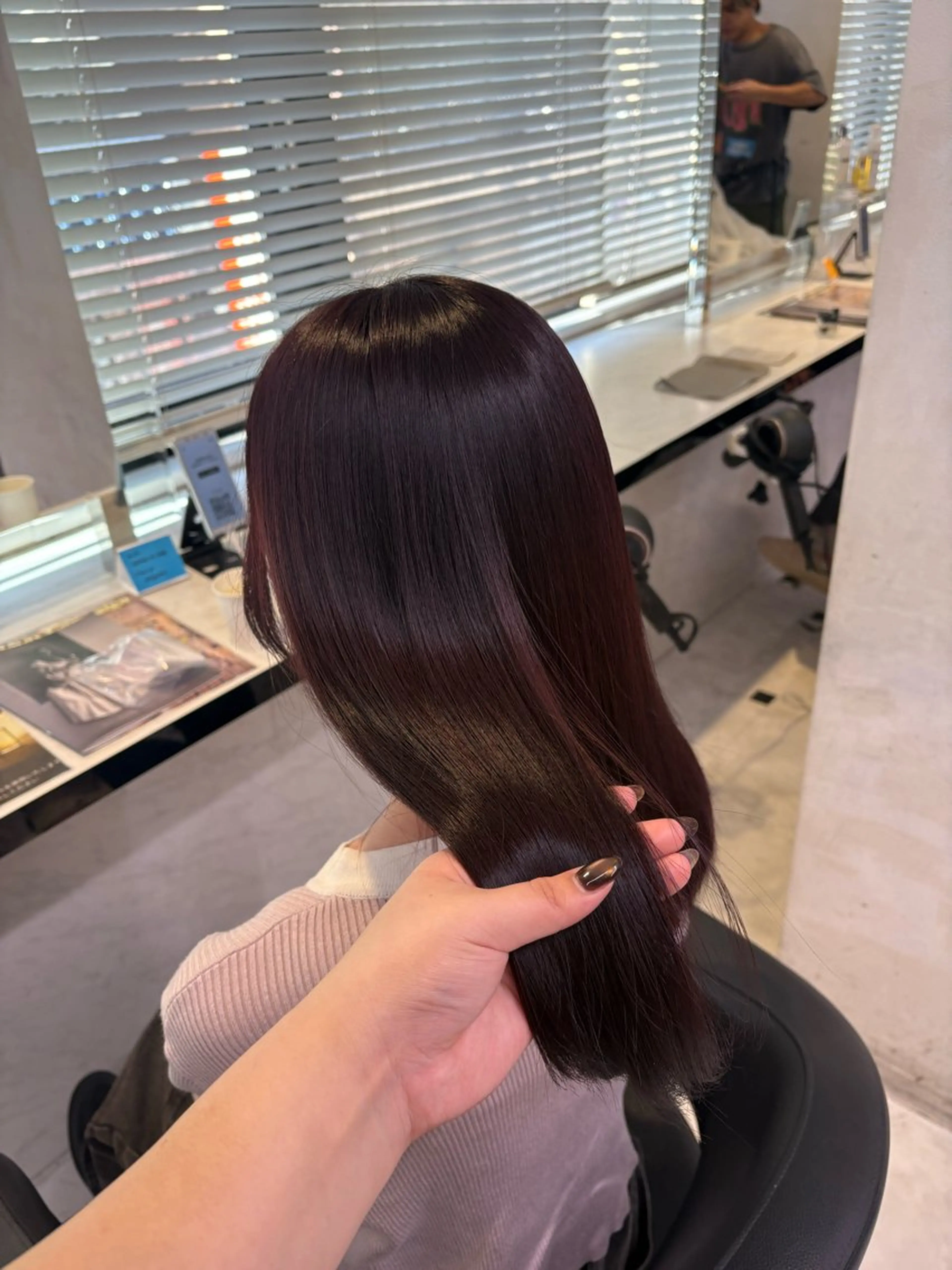 ロング カラー ヘアカラー 透明感ベージュカラー ♡上野♡AIのヘアスタイル