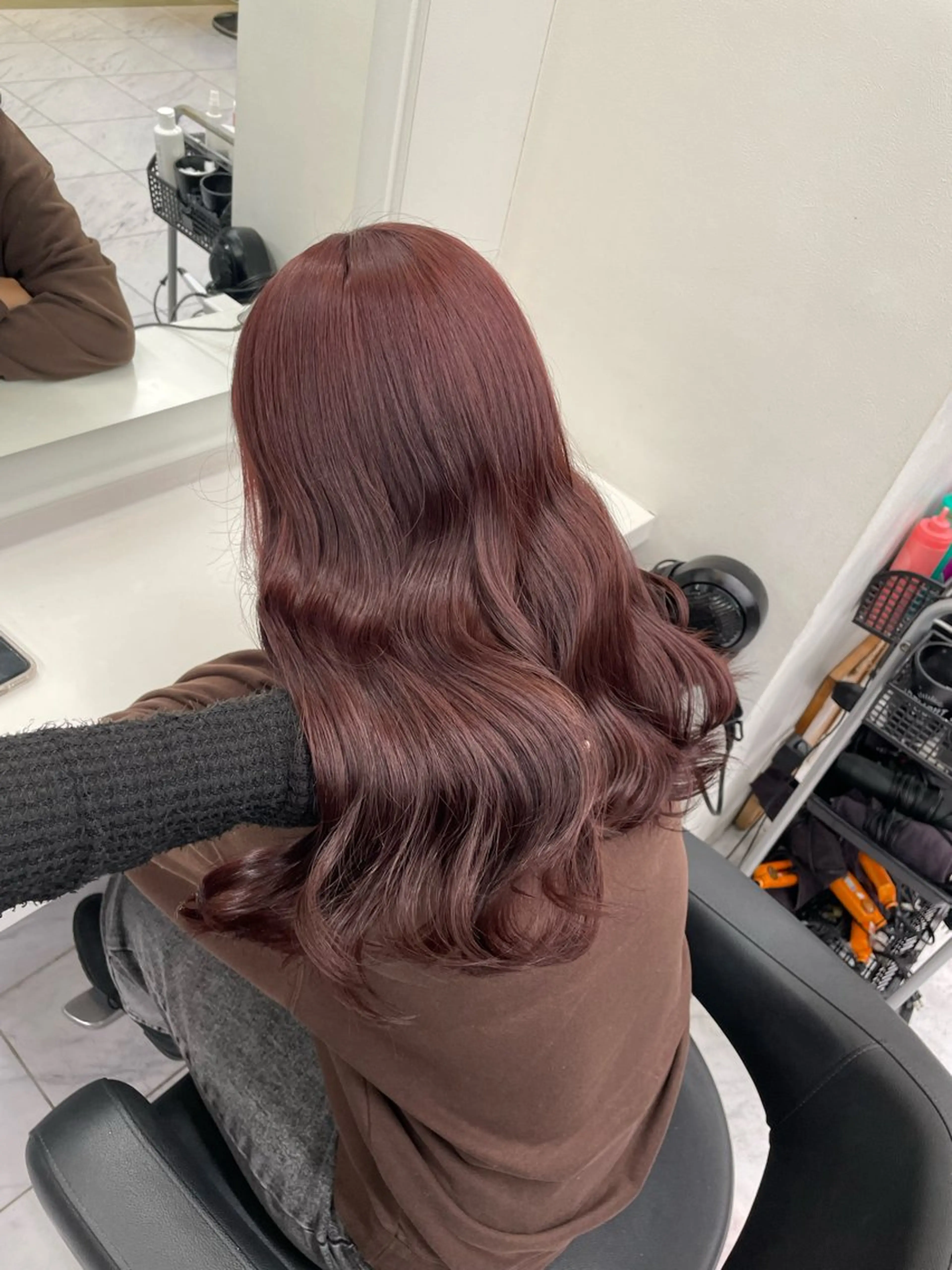 ロング カラー ヘアアレンジ ヘアカラー トリートメント ヘッドスパ 💗暖色特化ピンク/ 赤髪💗HARUNAのヘアスタイル