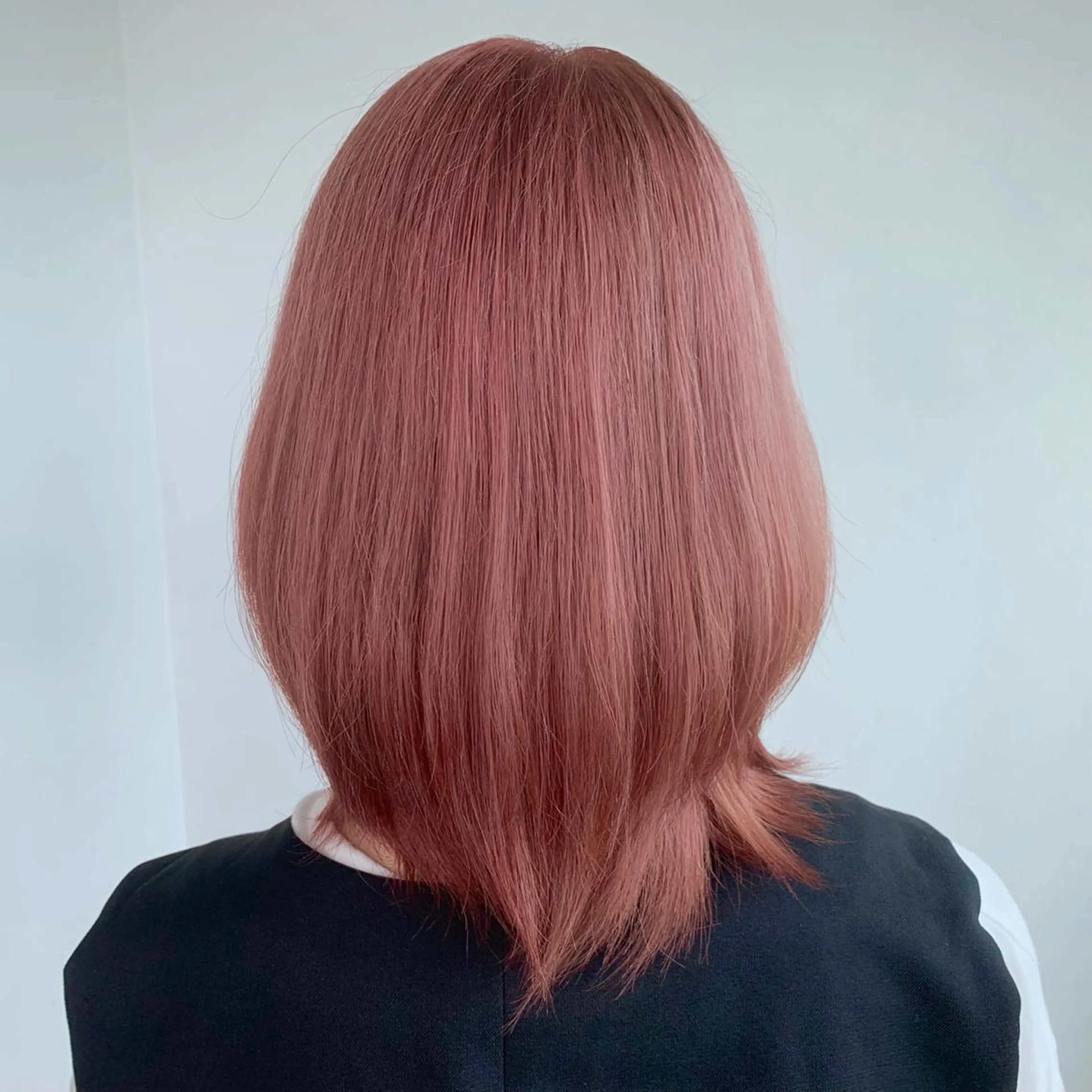 ミディアム カラー ブリーチ ピンクカラー ✅ケアブリーチ✅ トヨオカ ノブヒデのヘアスタイル