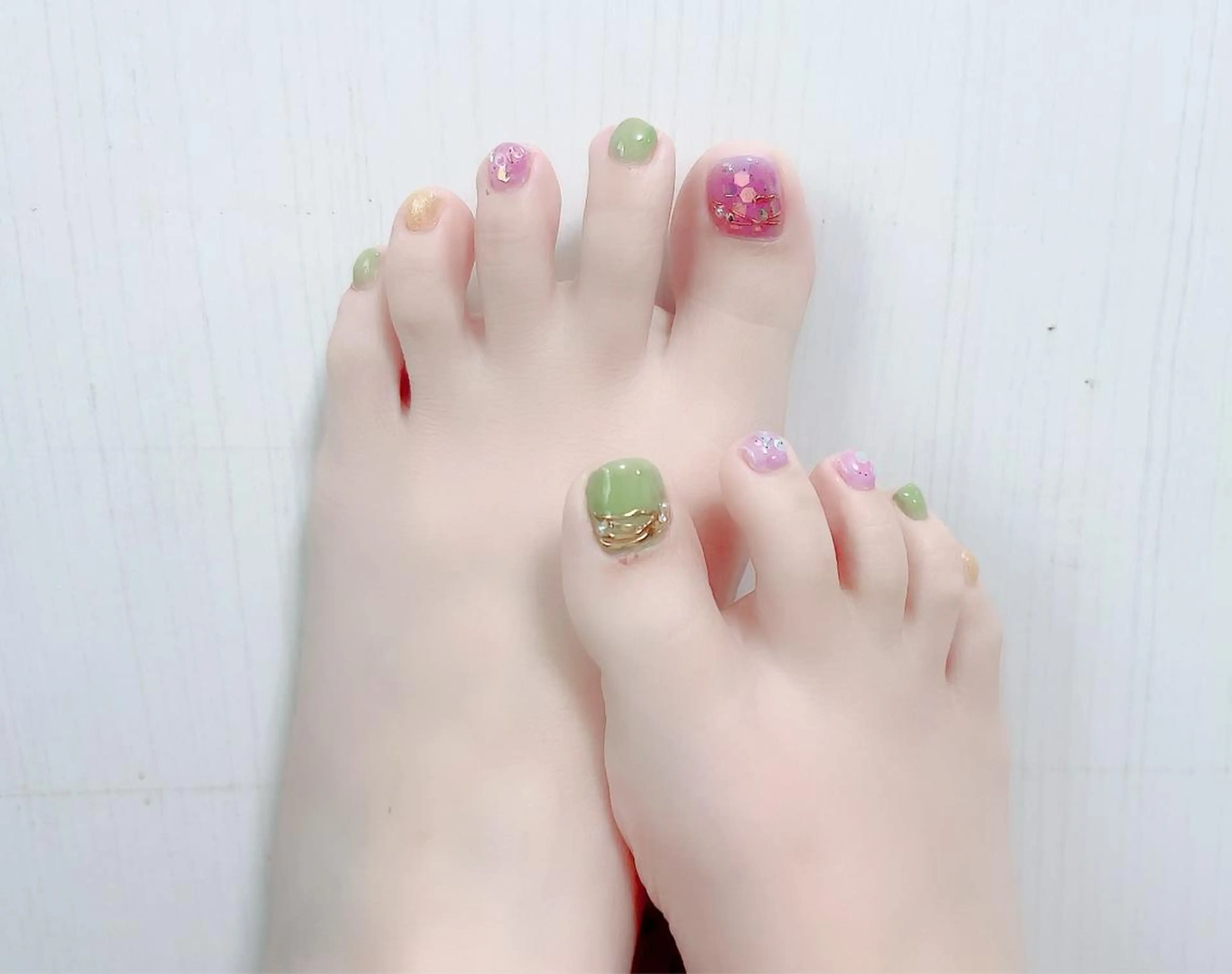 ネイル ガールネイルサロン所属・ガール　ネイルサロン 垣内　英里のネイルデザイン