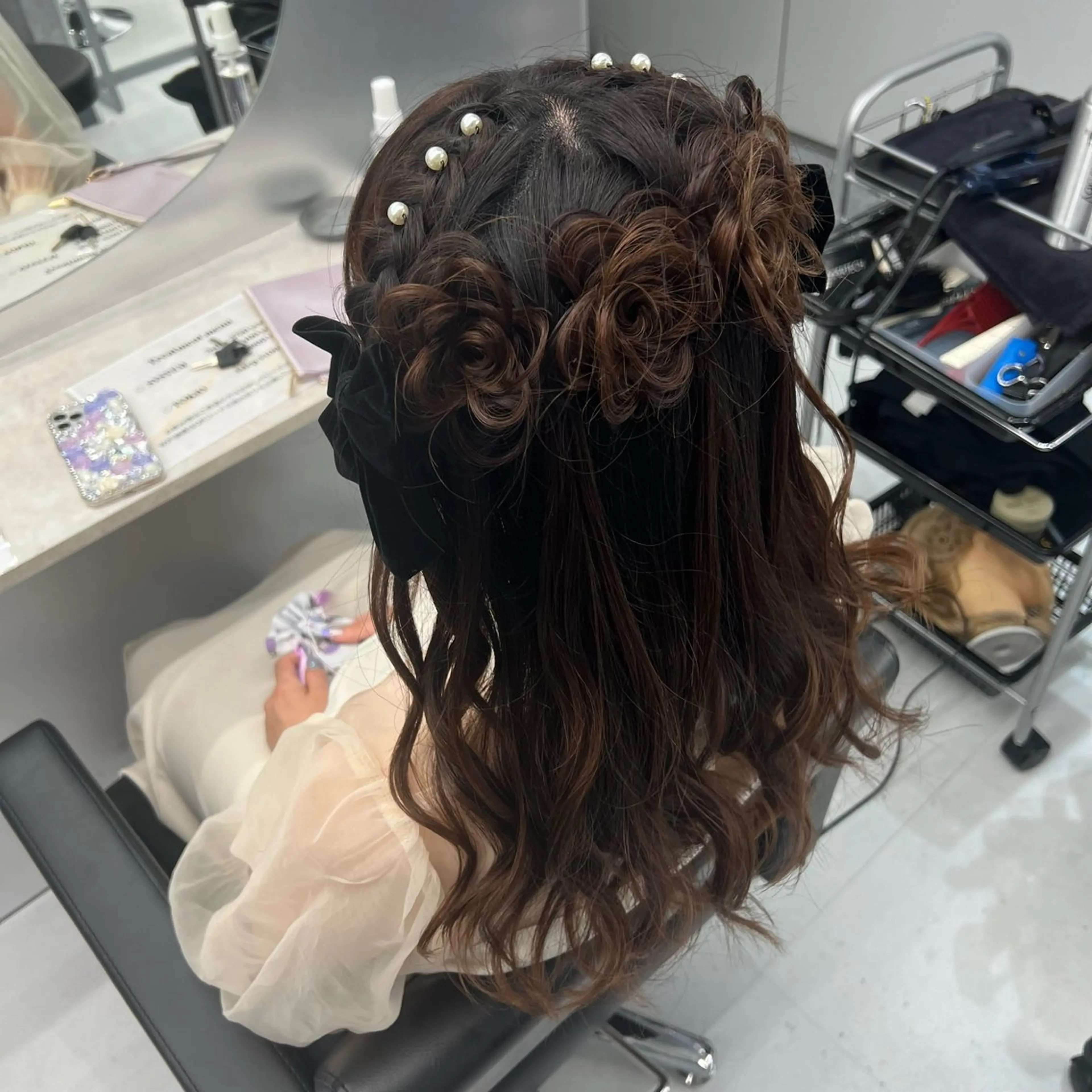 ヘアアレンジ 👑高評価多数エク ステ×ハイトーン唯澄のヘアスタイル
