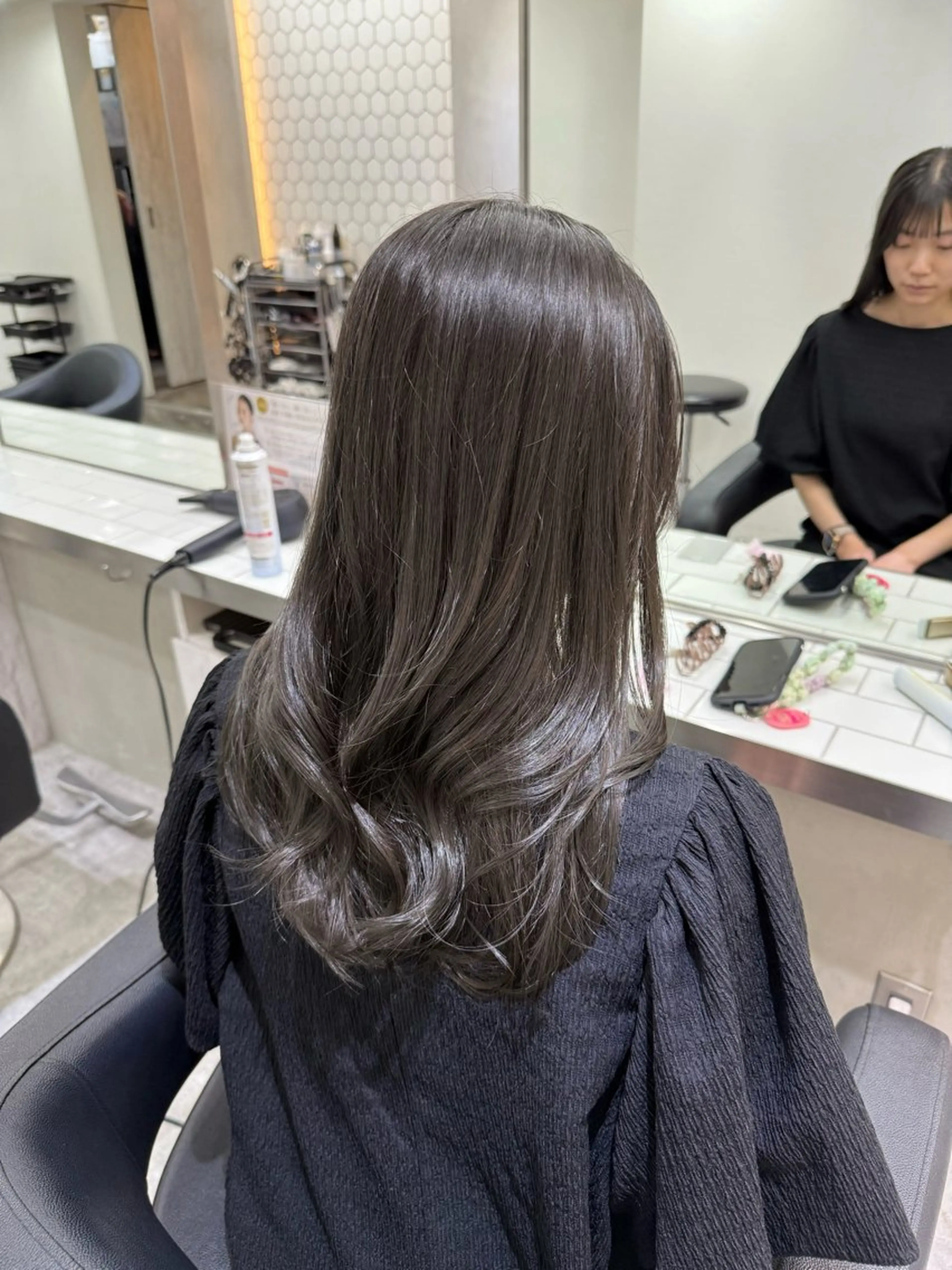 セミロング カラー カット ヘアカラー トリートメント レイヤー オリーブ/ グレージュ/添田晃基のヘアスタイル