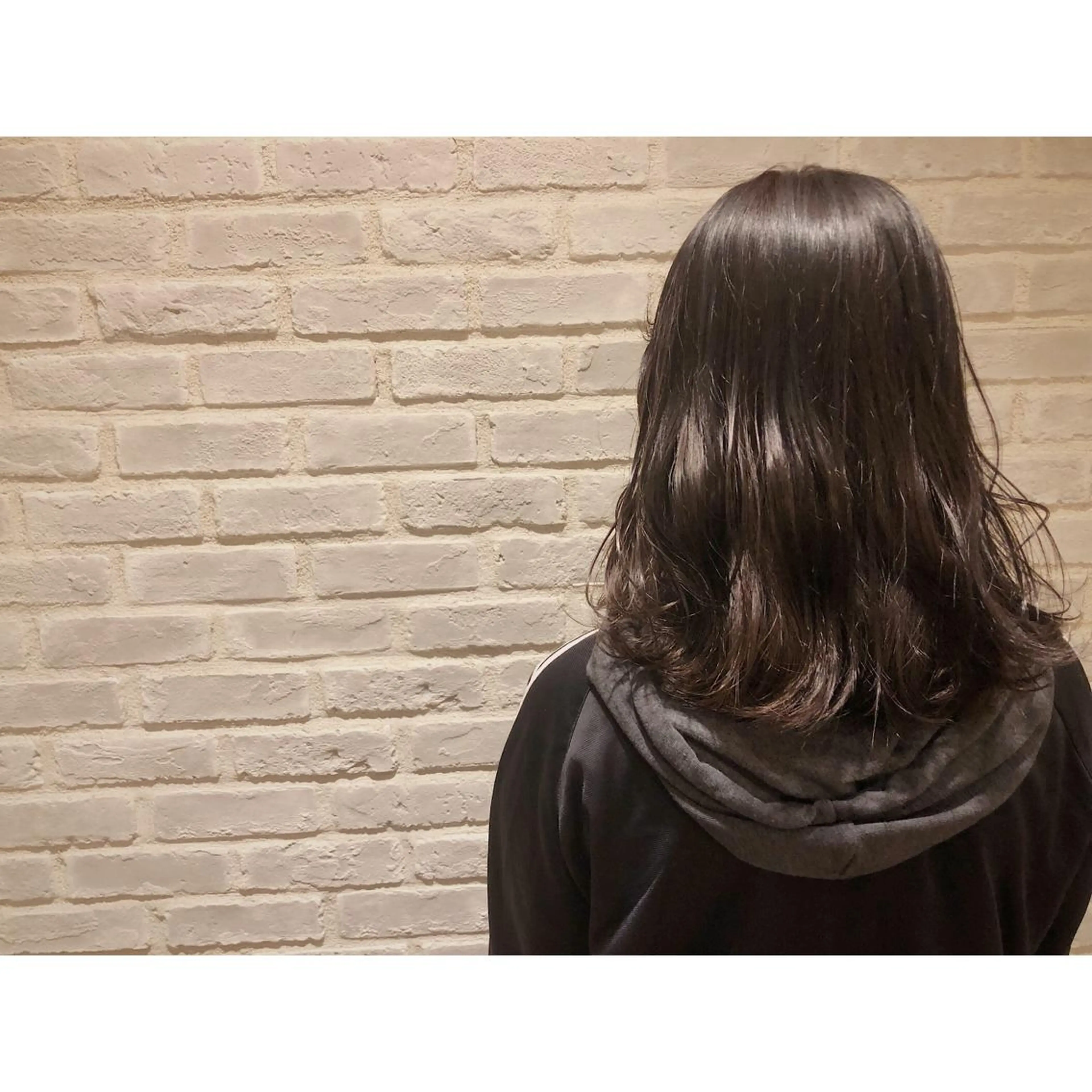 ミディアム カラー パーマ ヘアアレンジ 藤井 菜緒のヘアスタイル