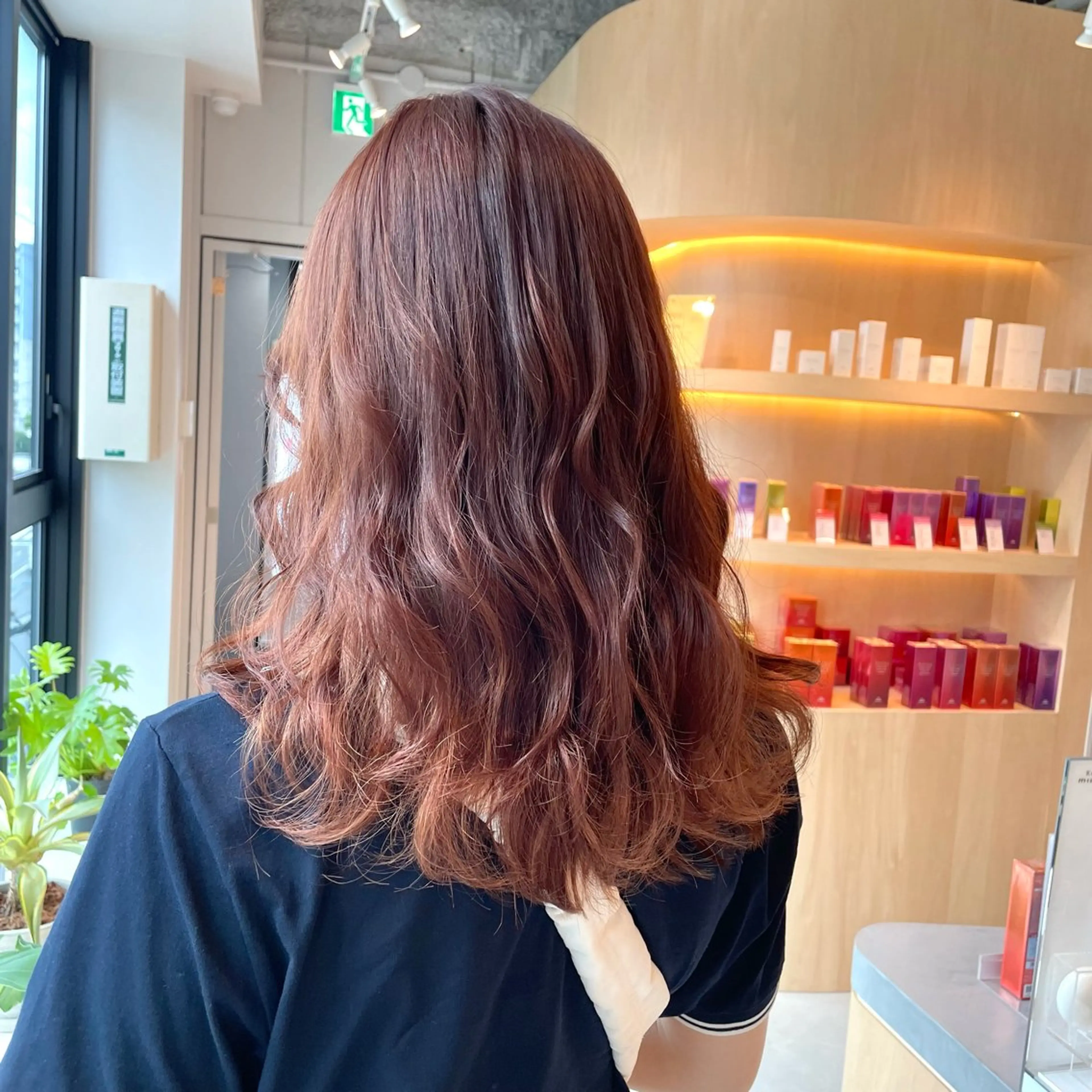 セミロング カラー ブリーチ ブリーチなしカラー オレンジ カット ヘアカラー トリートメント sida/西村真夜 /Aujuaソムリエのヘアスタイル