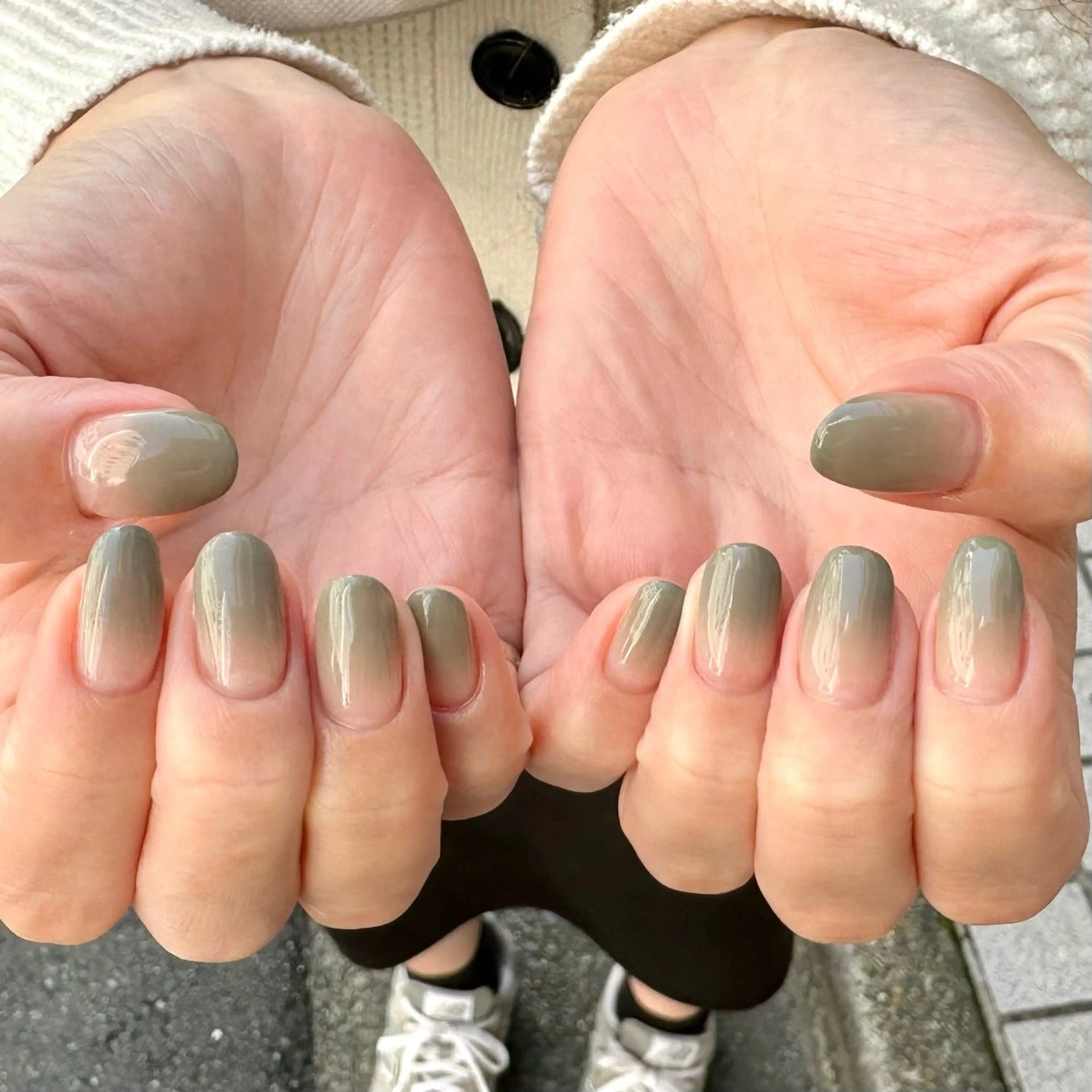 ネイル グラデーション グリーン erinca nail所属・圦本 有紀のネイルデザイン