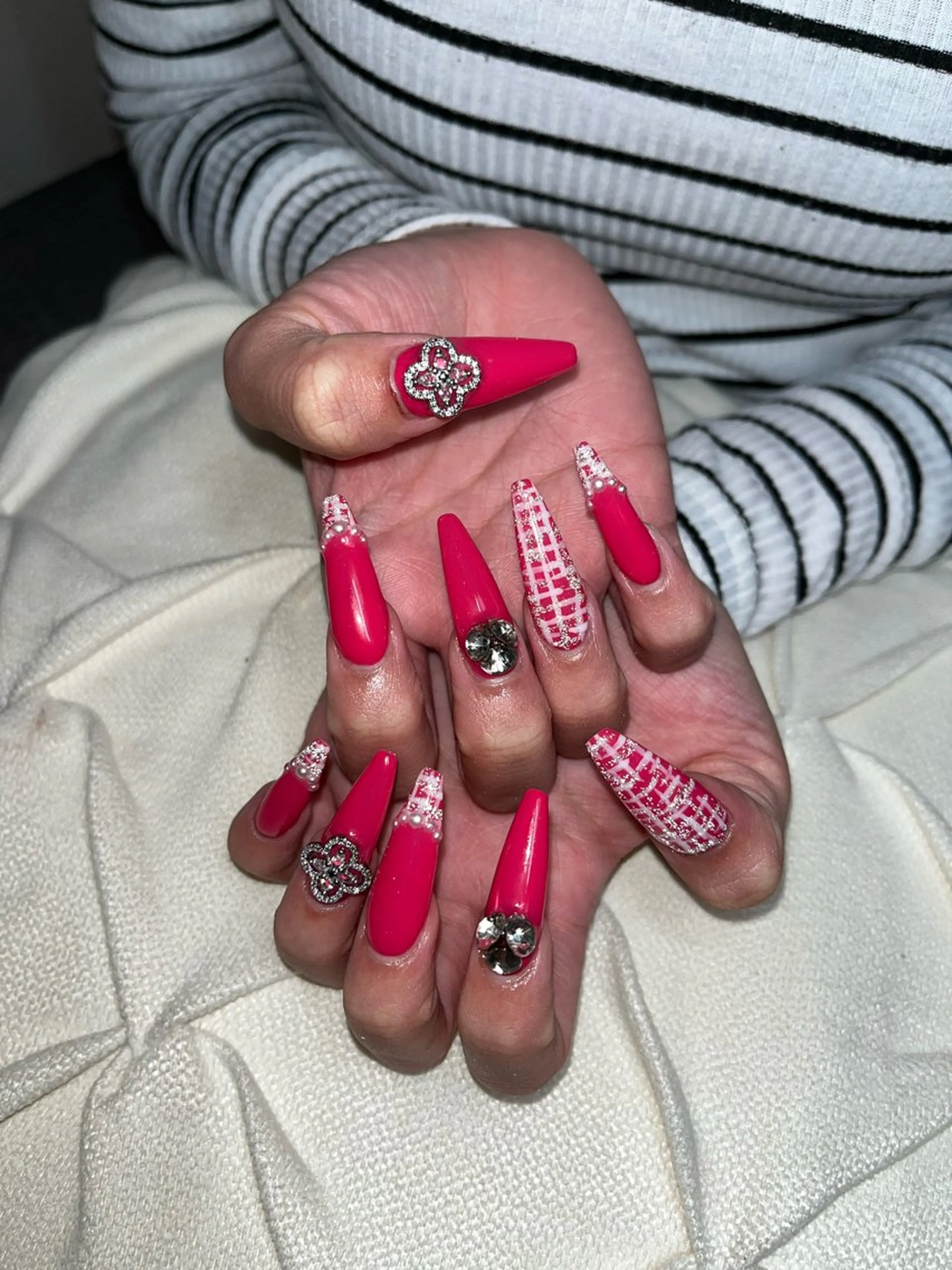 ネイル ハンドネイル nail.salon .Reversalのネイルデザイン