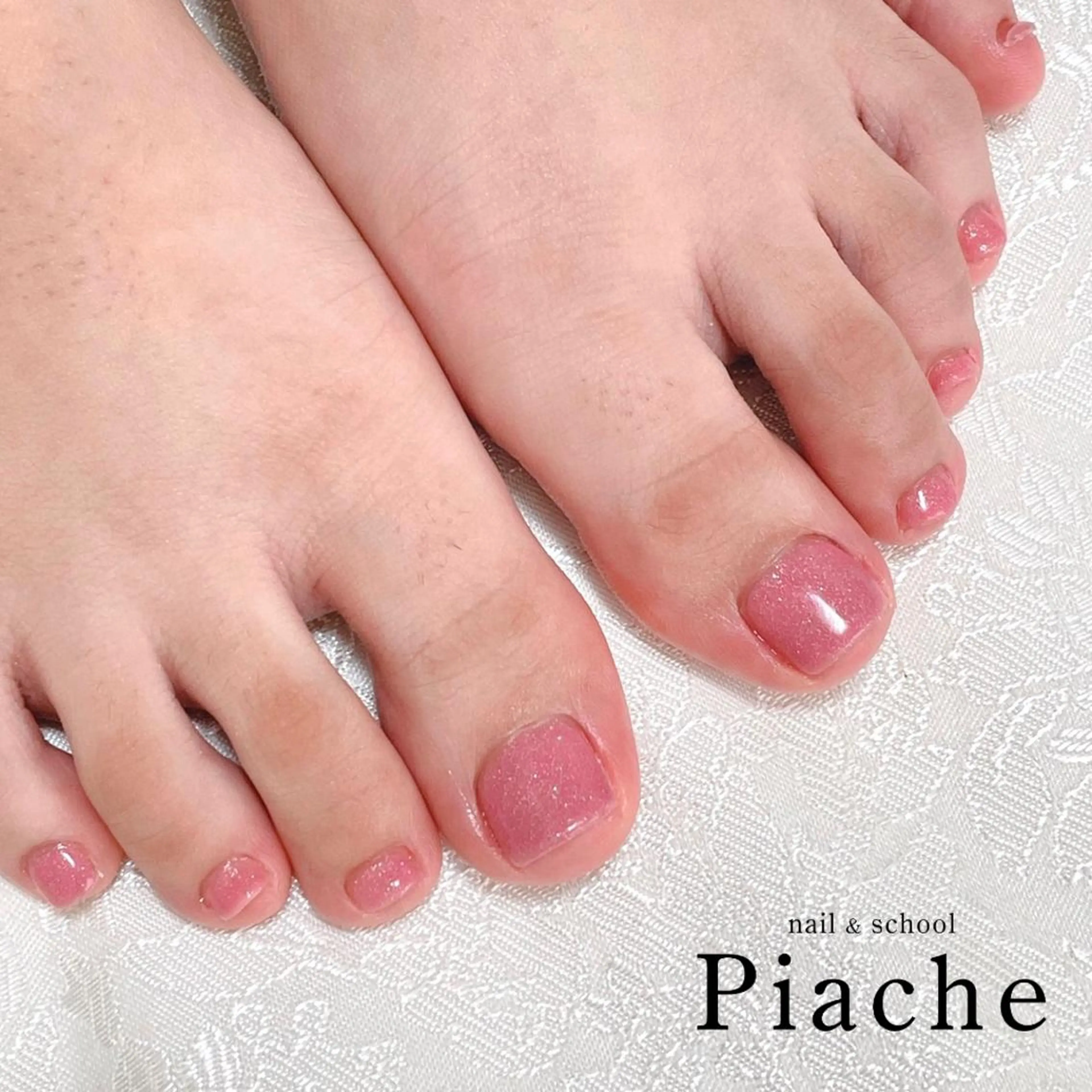 ネイル フットネイル ジェルネイル ワンカラーネイル Piache ジュニアネイリストのネイルデザイン