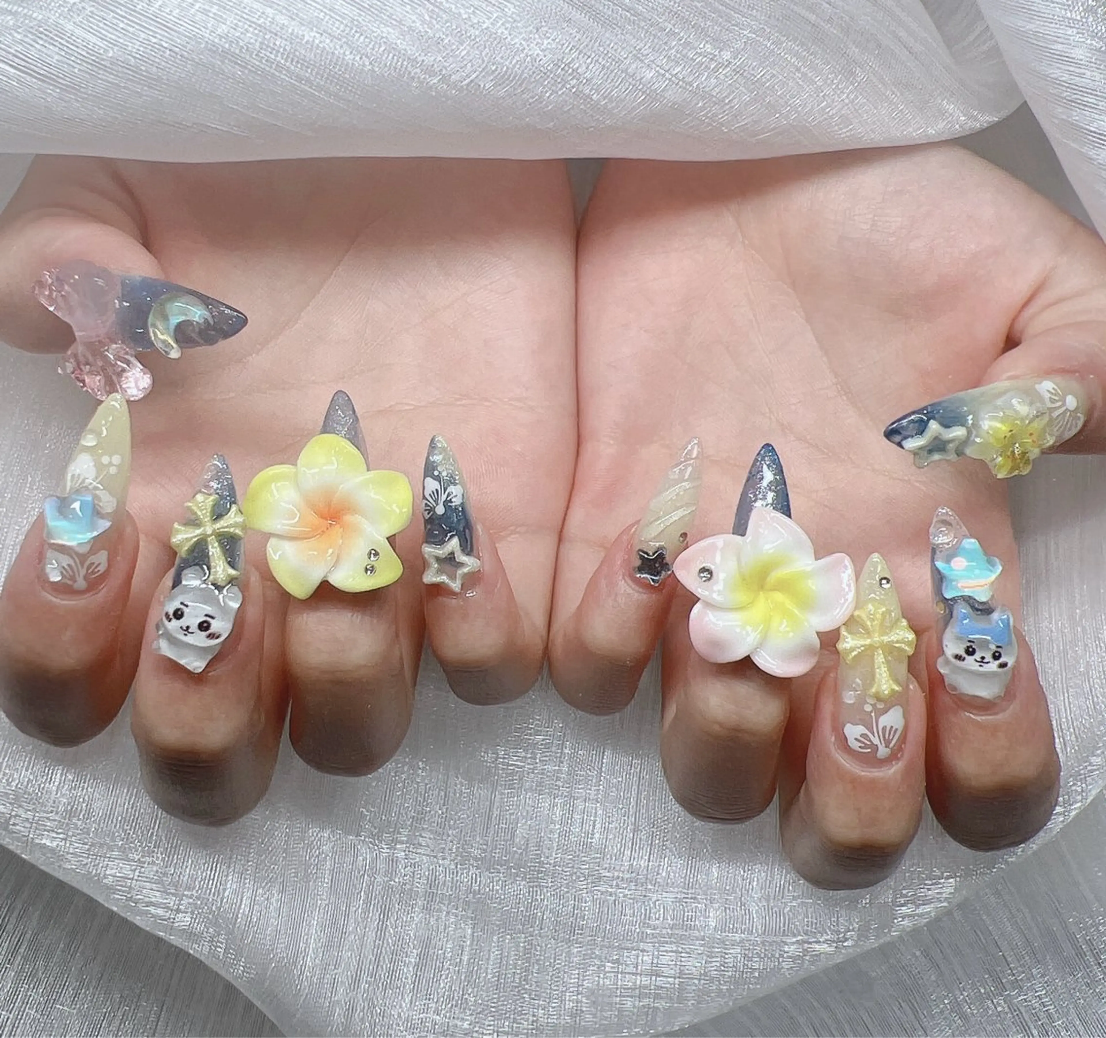 ネイル 長さ出し グラデーション キラキラネイル マグネットネイル ニュアンスネイル ハンドネイル Lee Nails チップ長さだし専門店のネイルデザイン