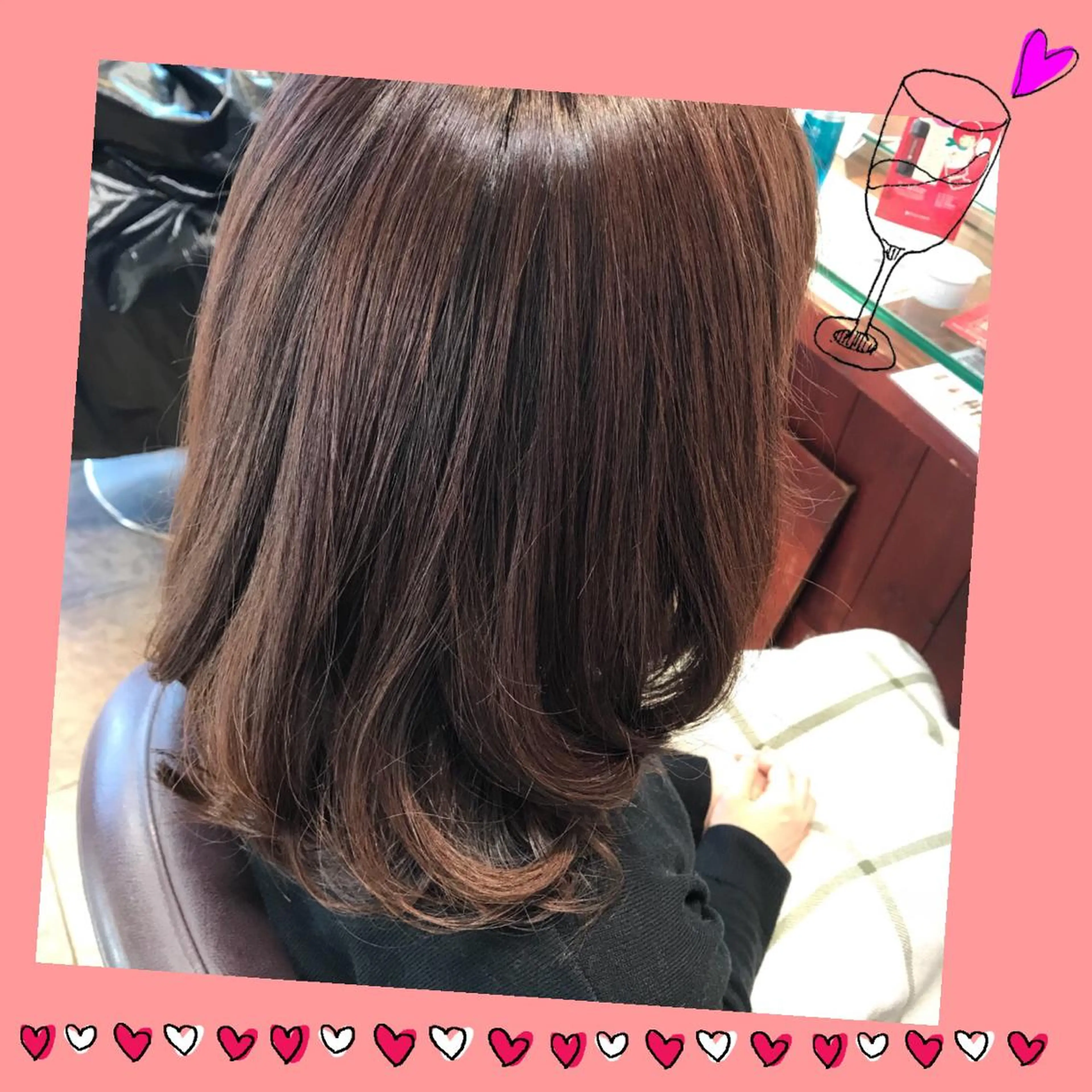 ミディアム アッシュ 嶋村 望美のヘアスタイル