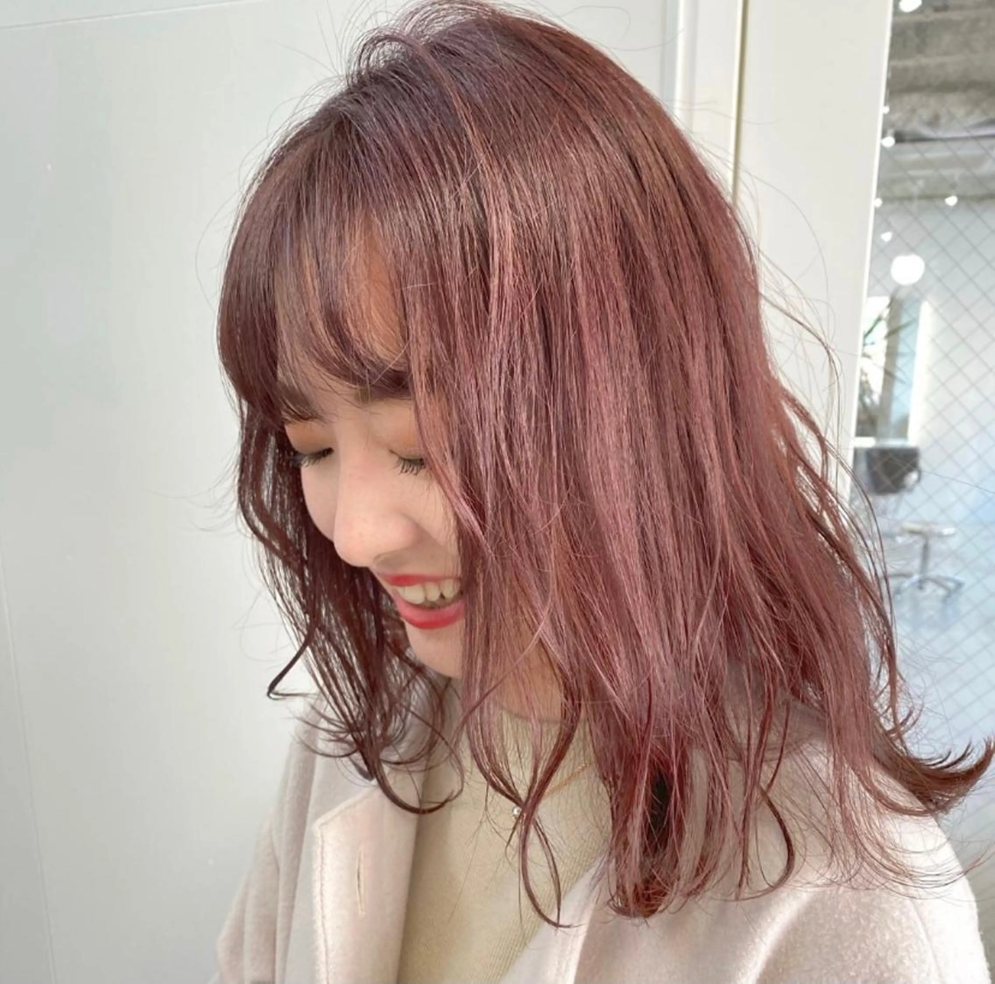 セミロング 韓国レイヤー/透明感 カラー🦋mioのヘアスタイル