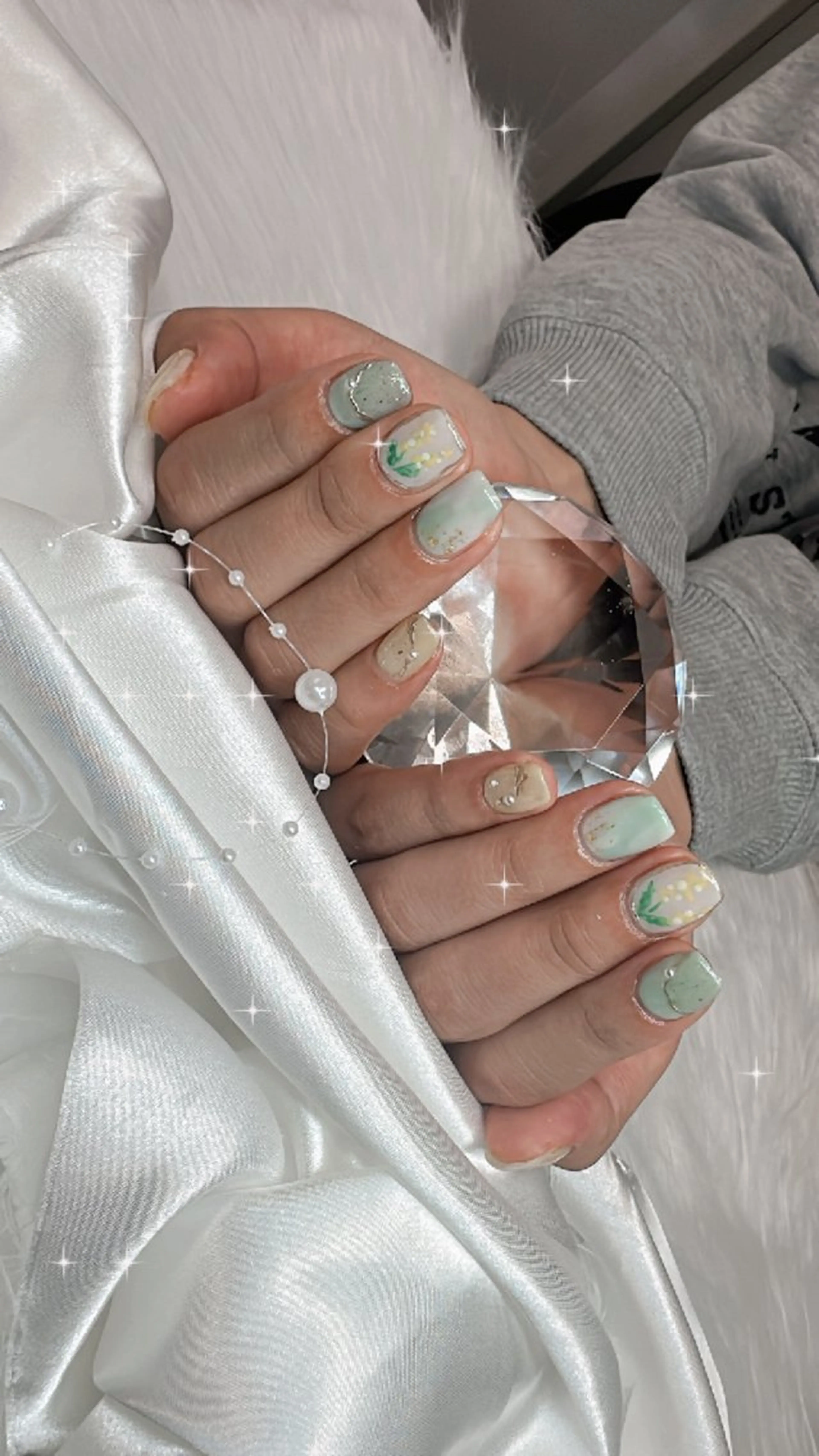 ネイル 春ネイル ハンドネイル 中西 美羽のネイルデザイン