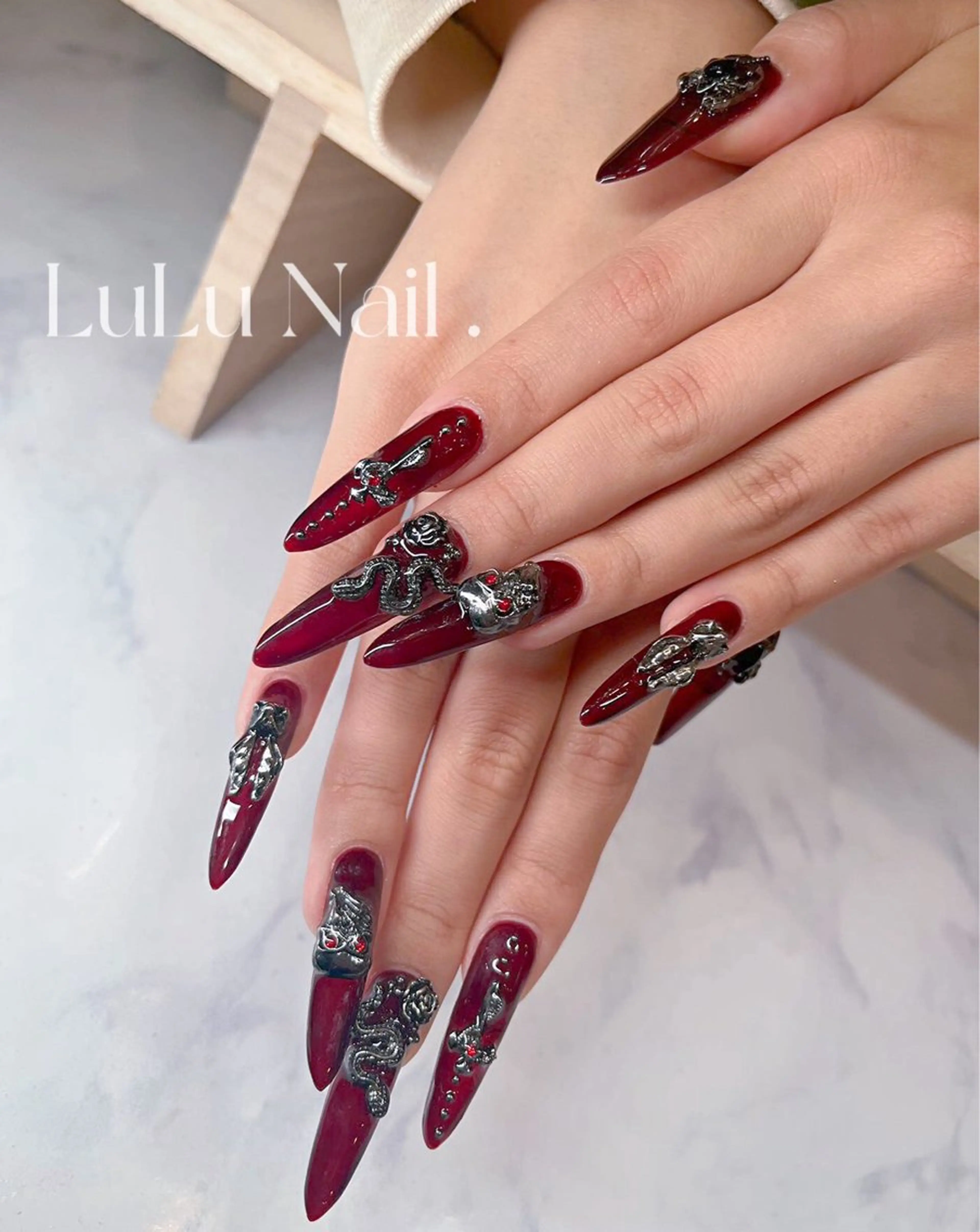 ネイル ハンドネイル LULU Nail salonみどりのネイルデザイン