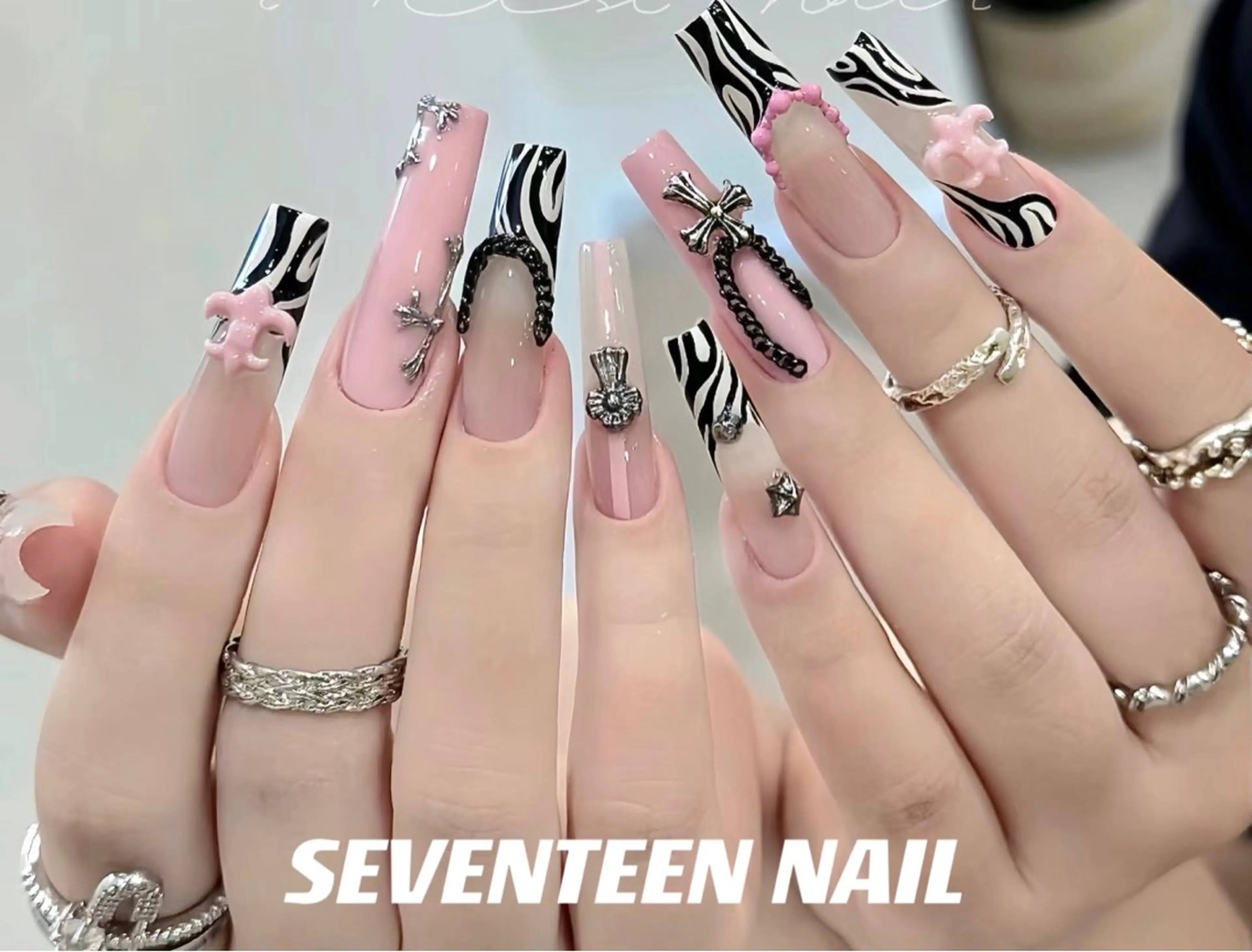 ネイル seventeen nail高田馬場店のネイルデザイン