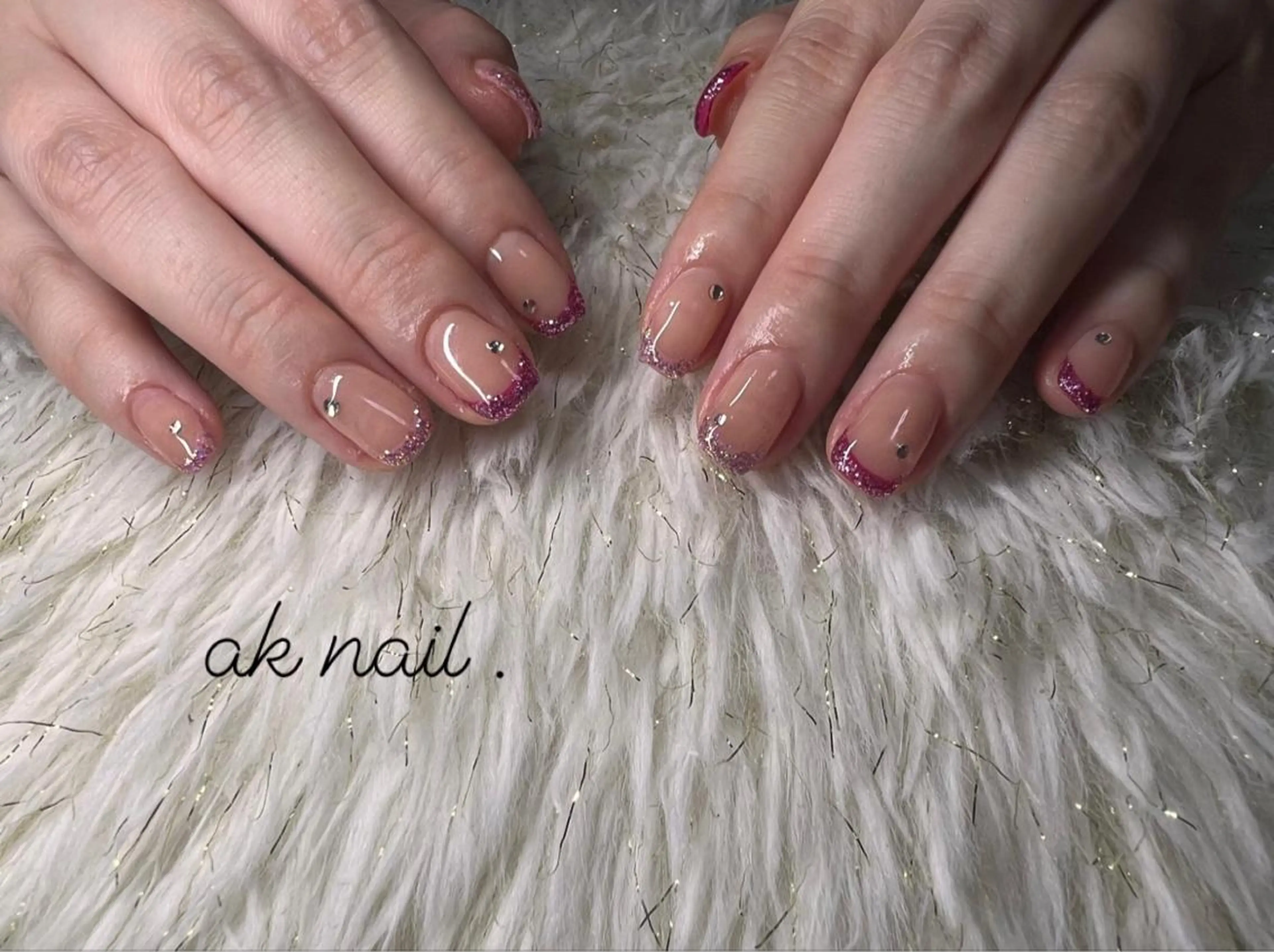 ミディアム ネイル ハンドネイル ak nail .のネイルデザイン