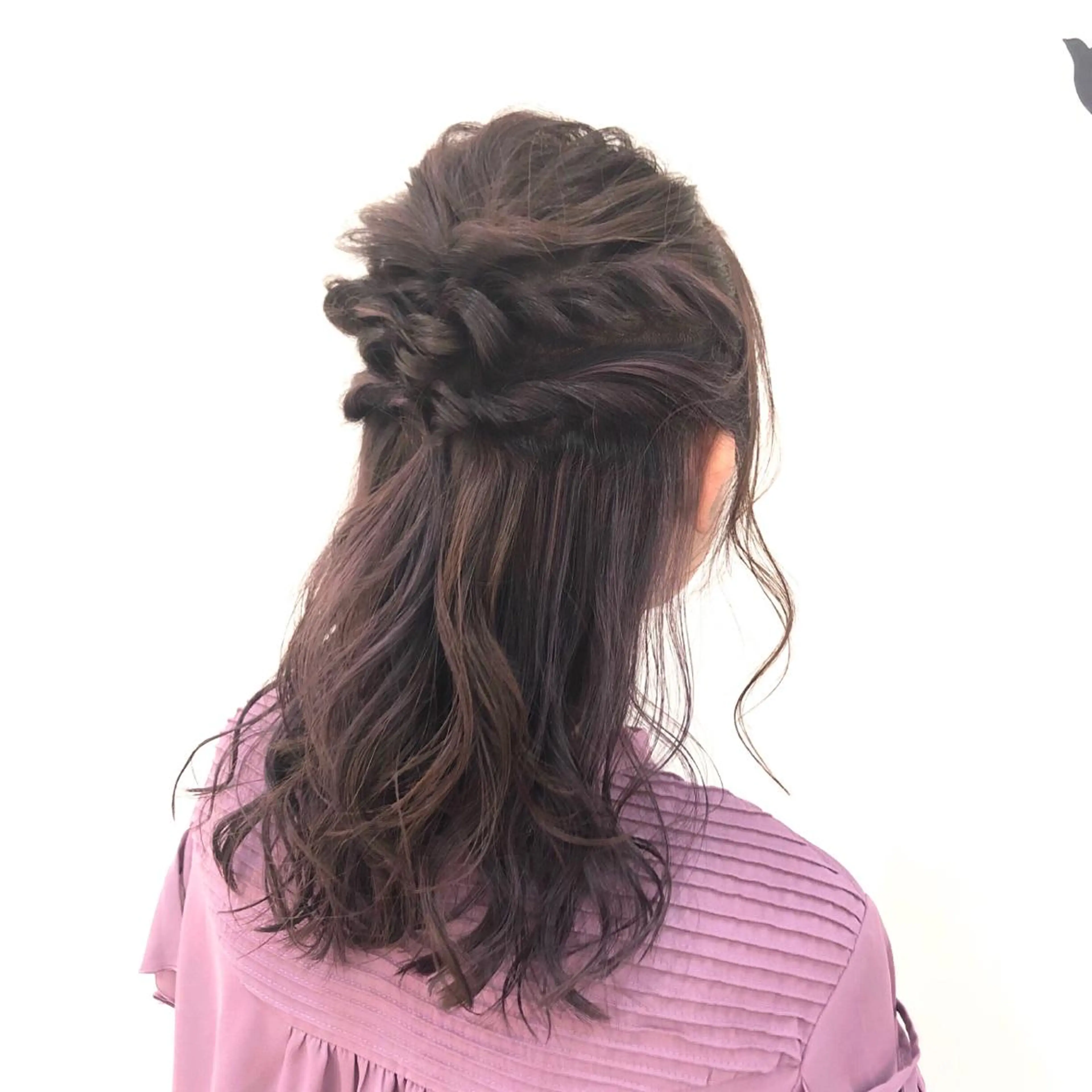 セミロング カラー ヘアアレンジ ハーフアップ ブリーチ デザインカラー ピンクカラー これた🧸ヘアメ職人 ♡髪質改善♡カラーのヘアスタイル