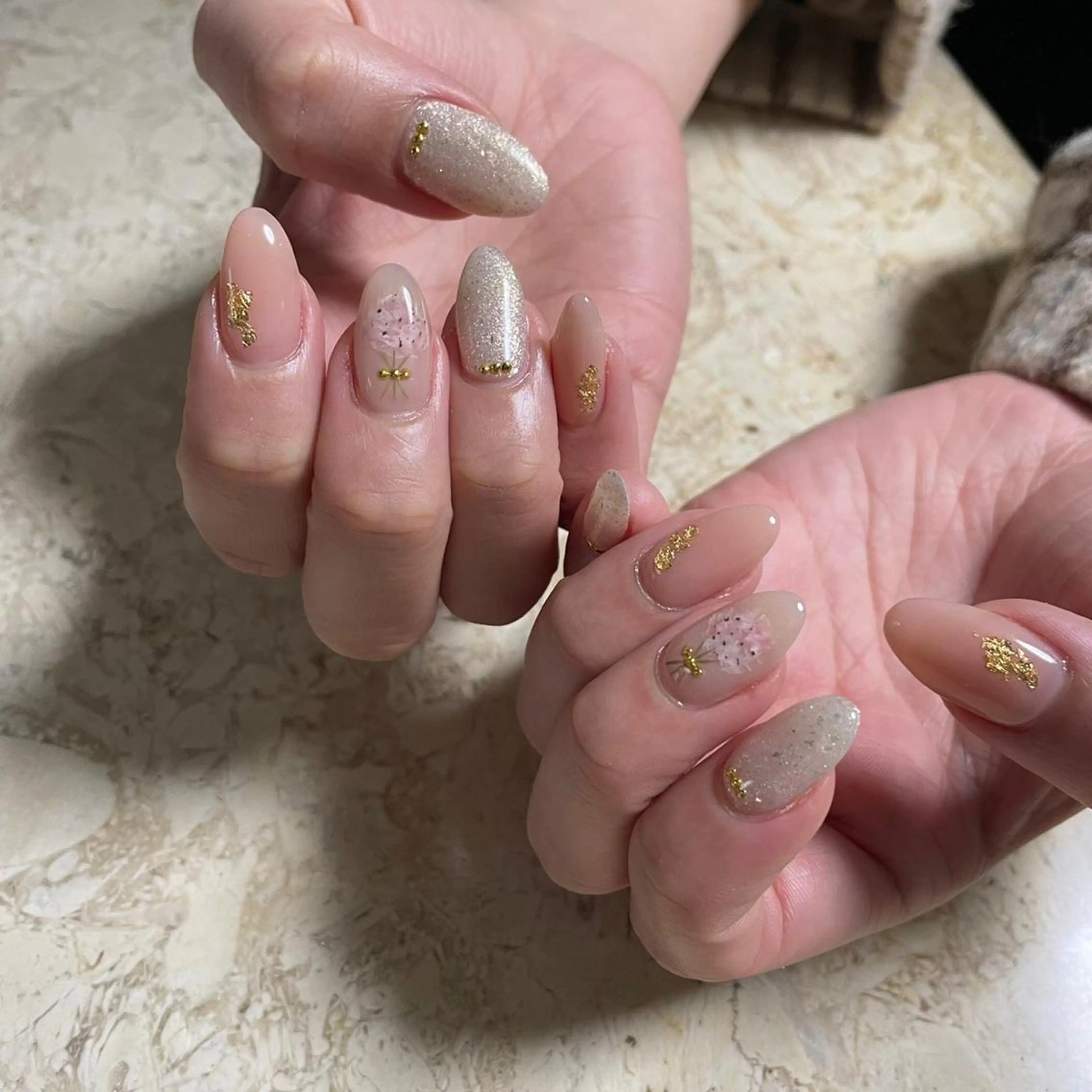 ネイル アニマル柄 アートネイル フラワーネイル フレンチネイル ジェルネイル ハンドネイル nail salon mieux(ミュー)のネイルデザイン