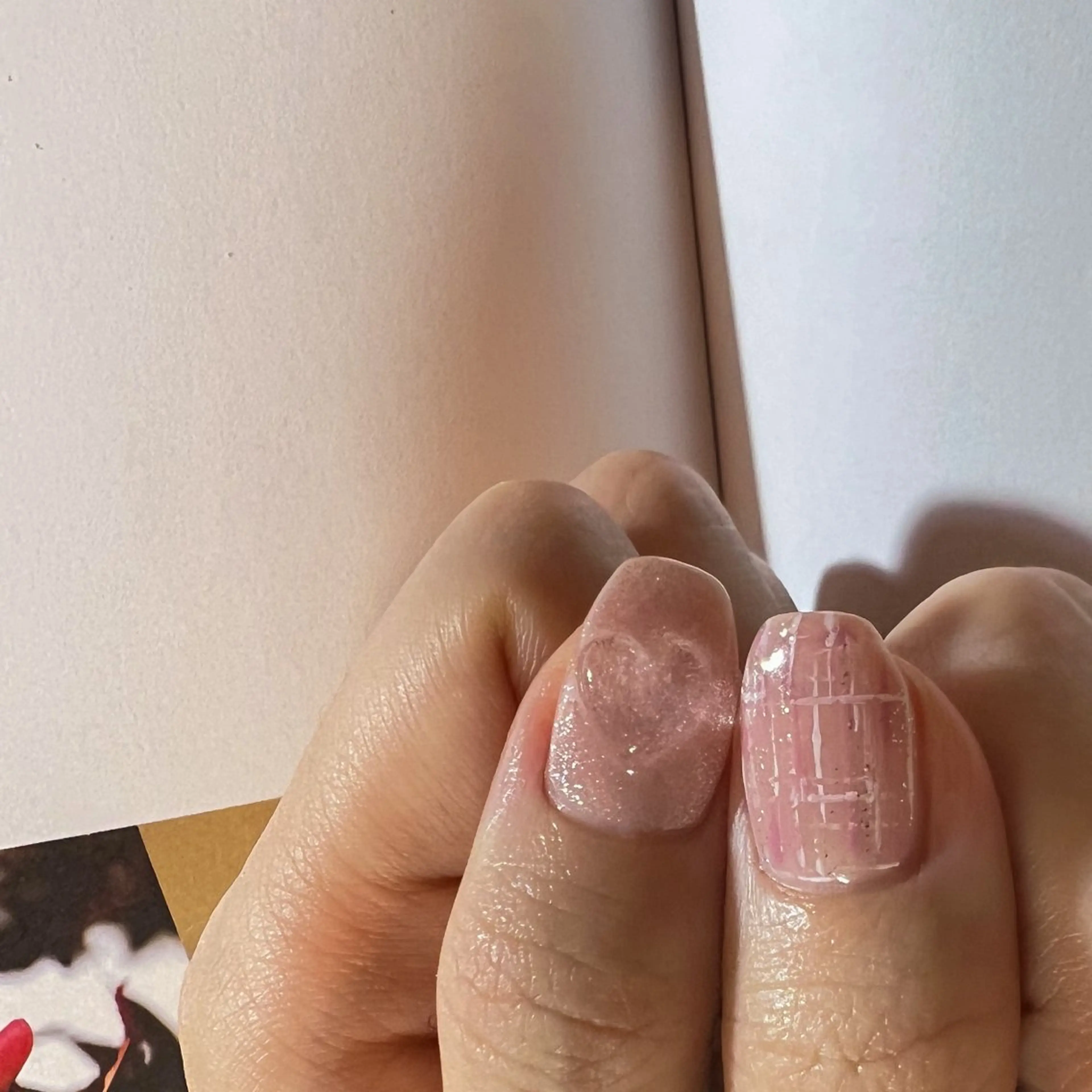 ネイル マグネットネイル 持ち込み ピンク ツイードネイル ワンホンネイル ハンドネイル pointillé .ayaのネイルデザイン