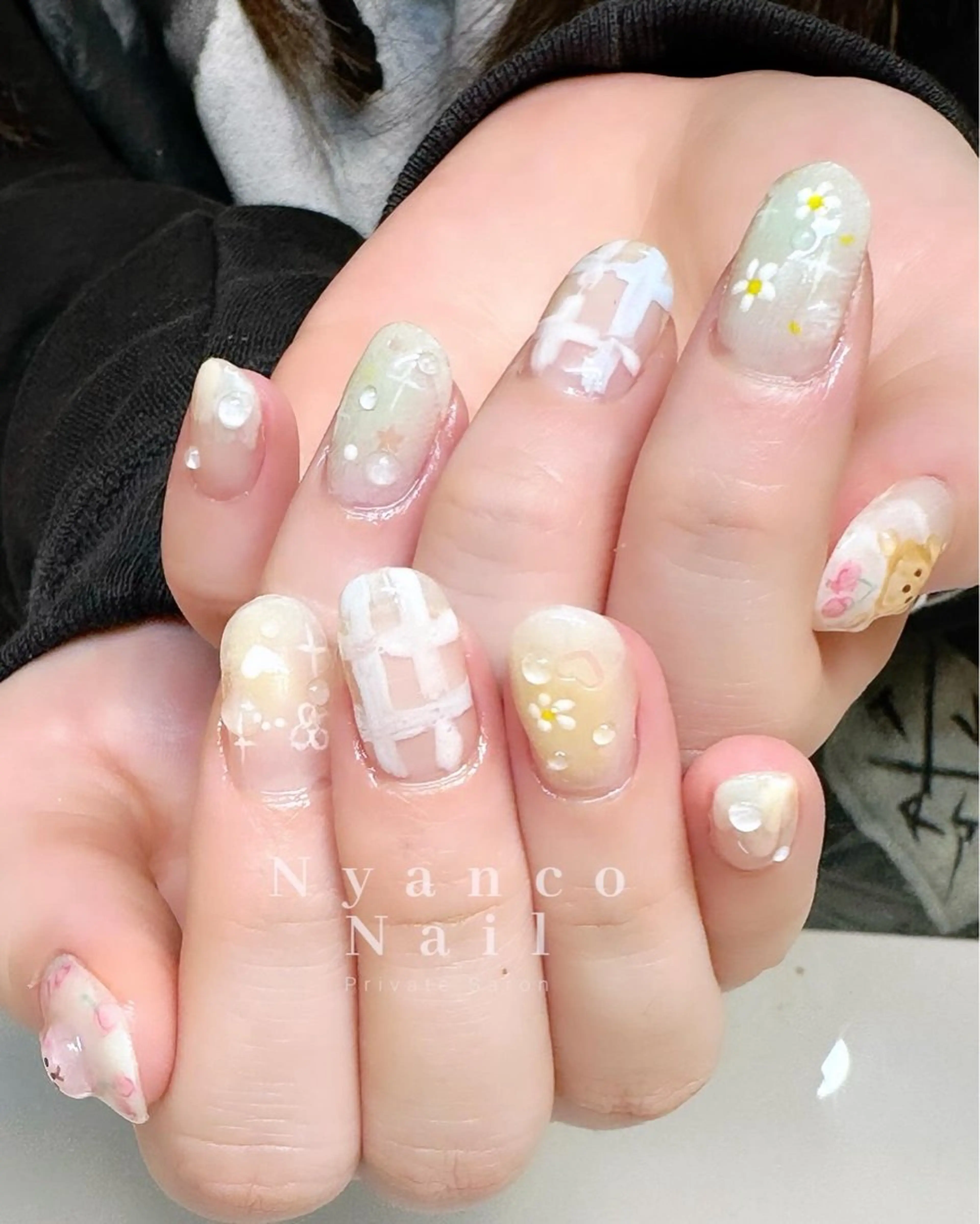 ネイル ジェルネイル 持ち込み 冬ネイル Nyanco Nailのネイルデザイン
