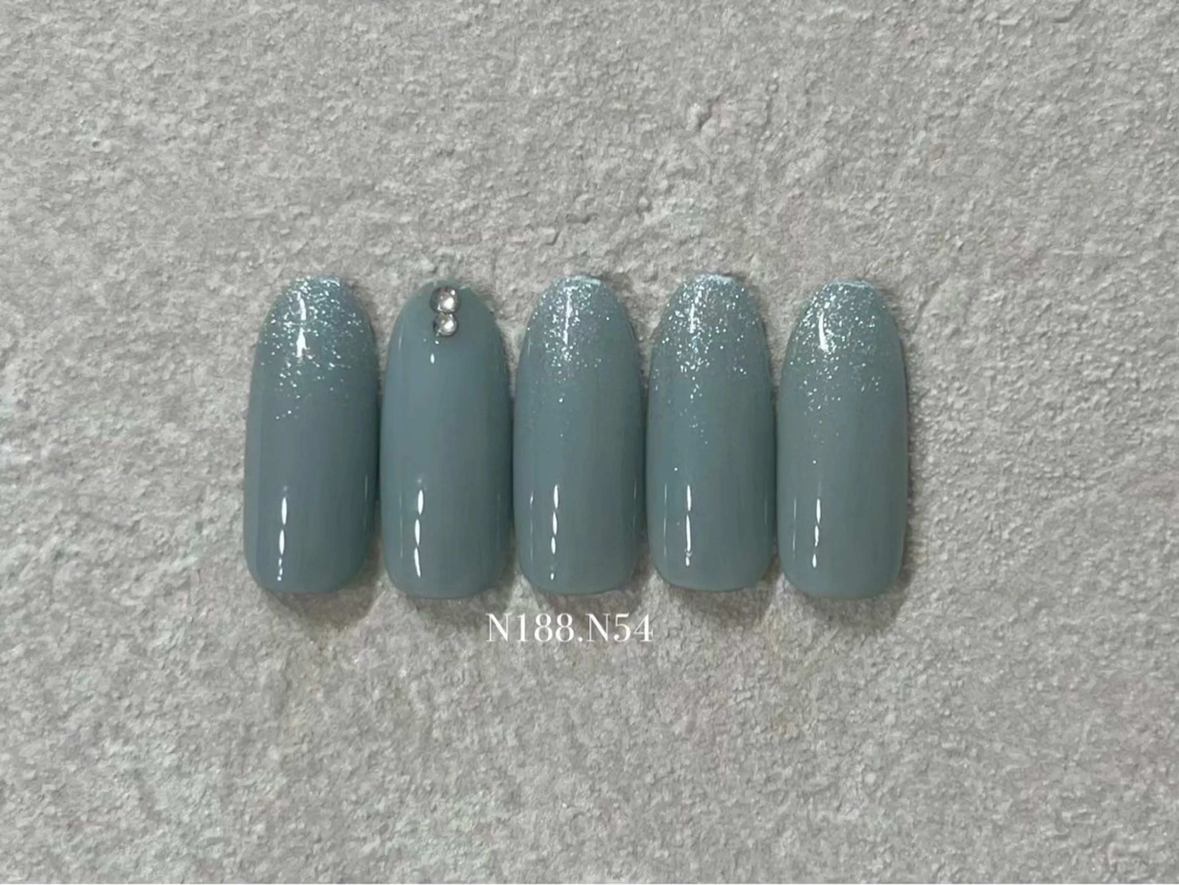 ネイル シンプルネイル peTiT sayakaのネイルデザイン