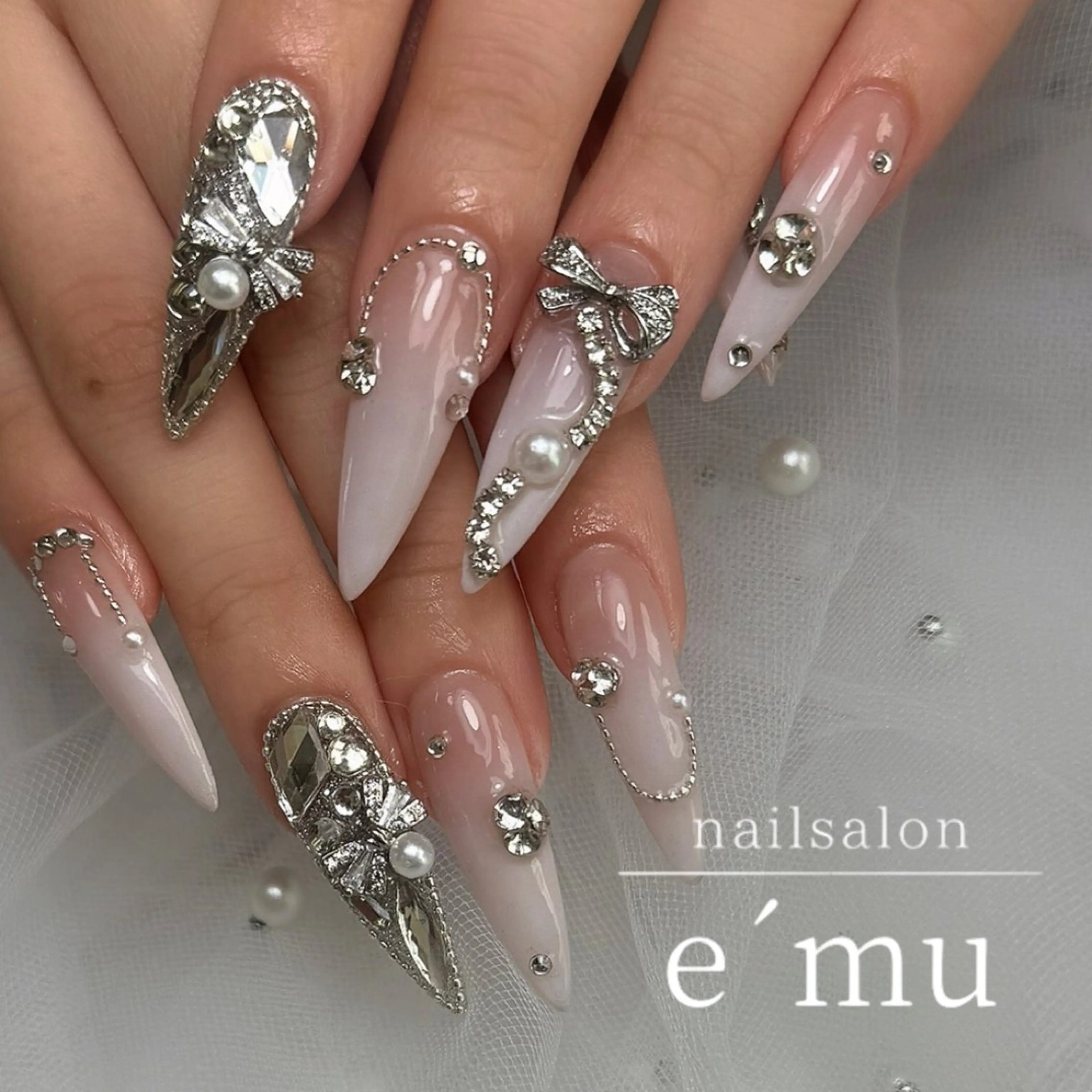 ネイル ロングネイル ハンドネイル nailsalon e´muのネイルデザイン