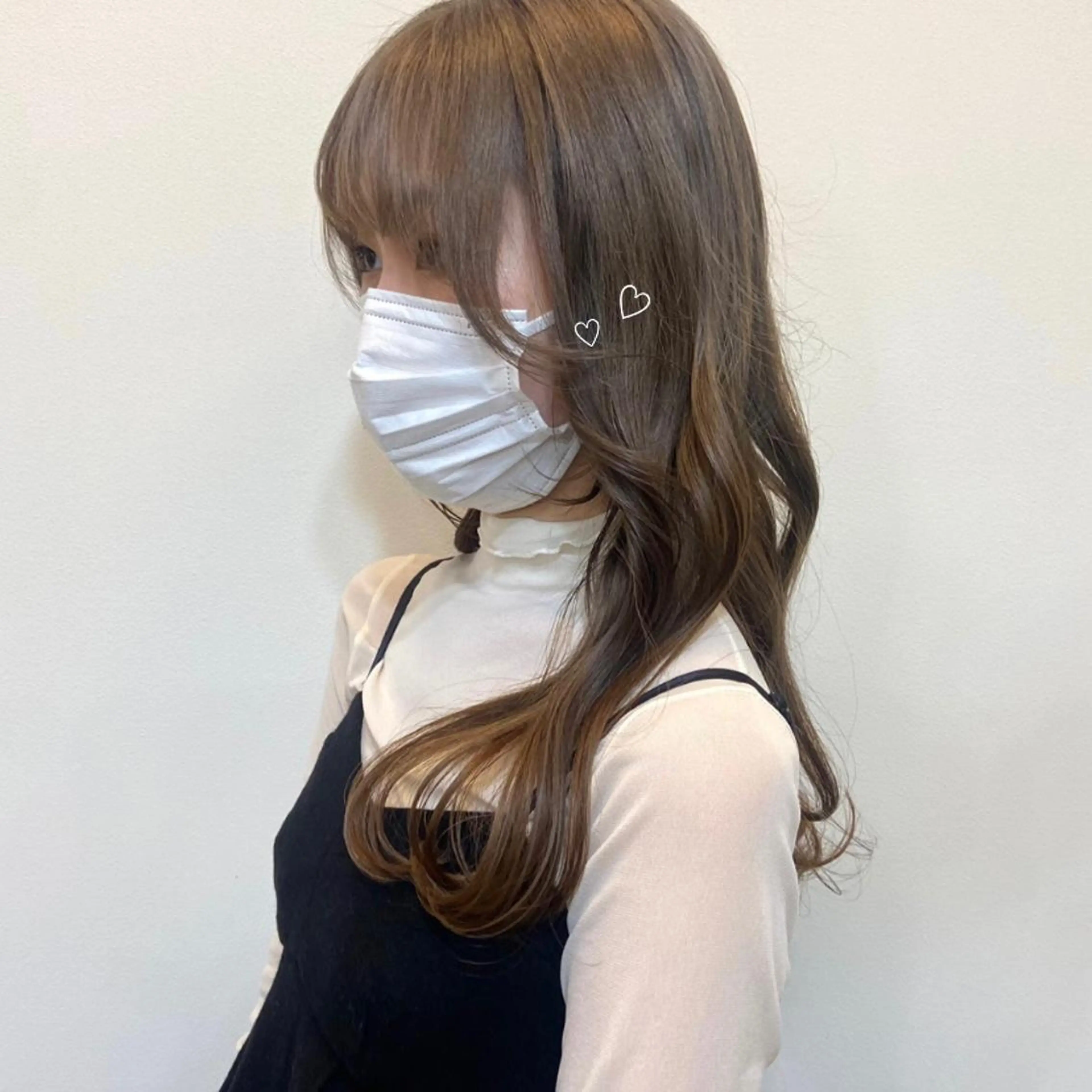 ミディアム カラー ベージュカラー ブリーチ ケアブリーチ 透明感カラー ダブルカラー mai 🥀 パーマモデル募集🌀のヘアスタイル