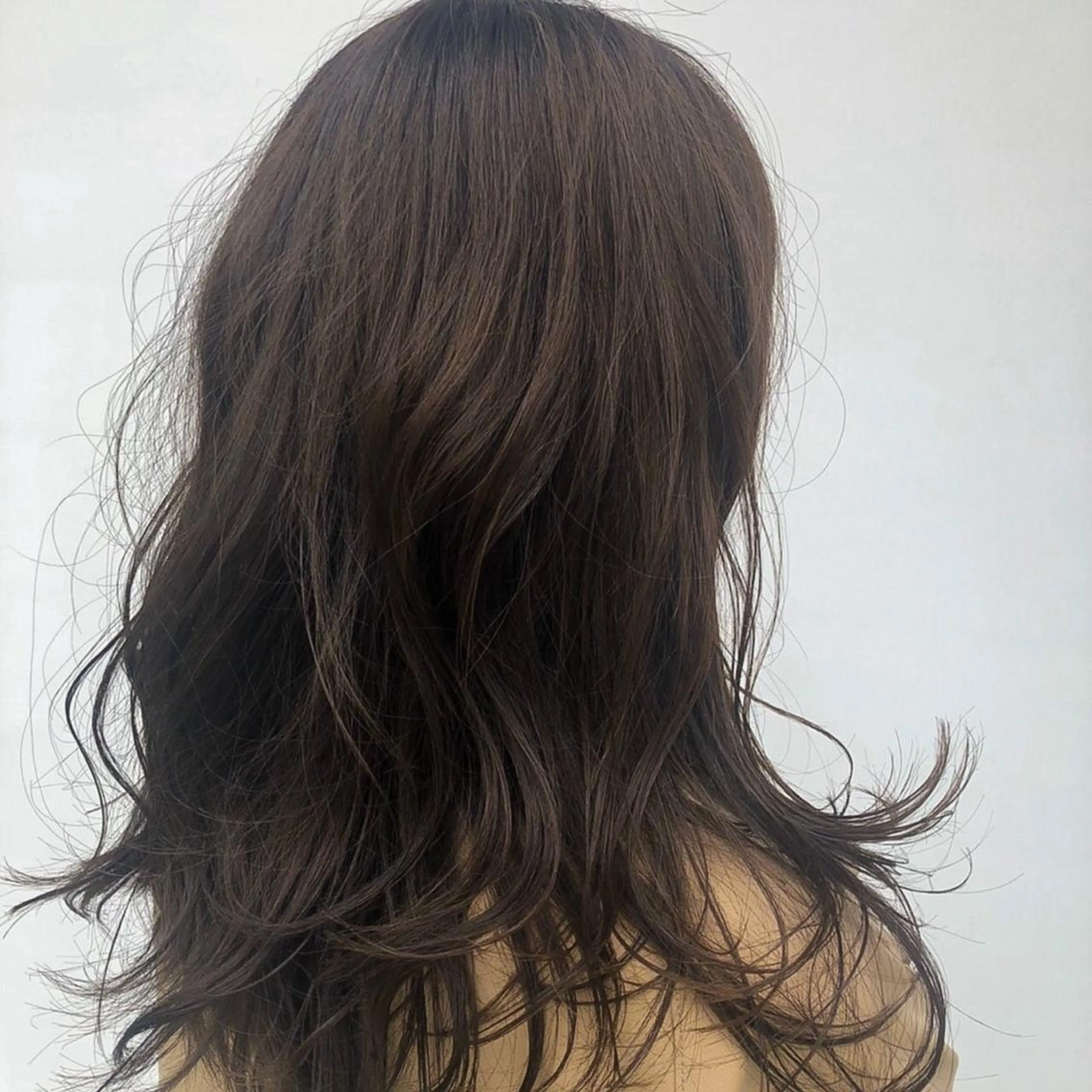 ロング カラー 透明感カラー イルミナカラー ナカタケ ユウのヘアスタイル