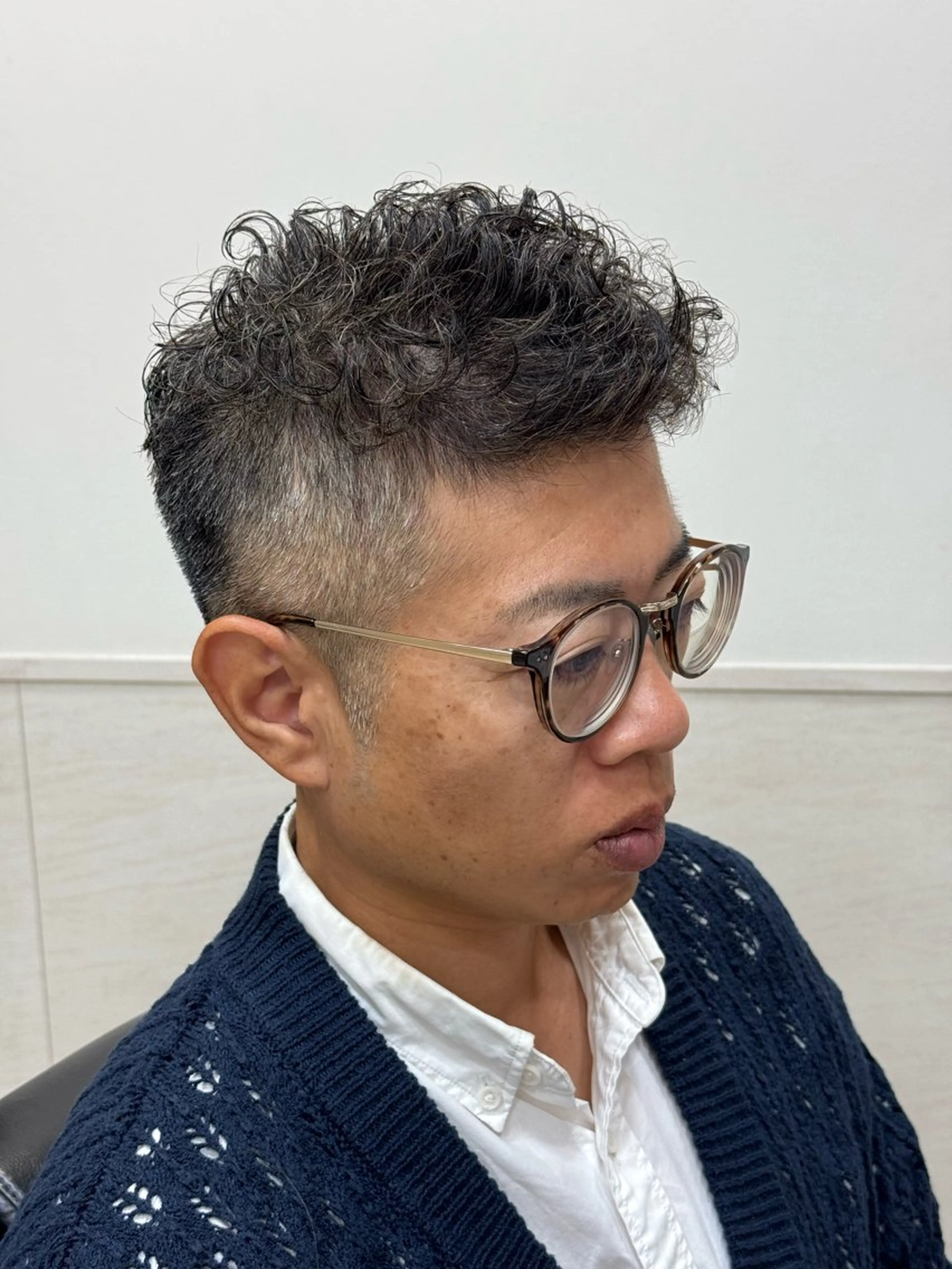 ショート パーマ メンズ メンズパーマ 刈り上げ メンズベリーショート ベリーショート ショートヘア YOSHIZAWA Inc. PREMIUM 築地所属・💈Hisa ／ 理容師💈のヘアスタイル